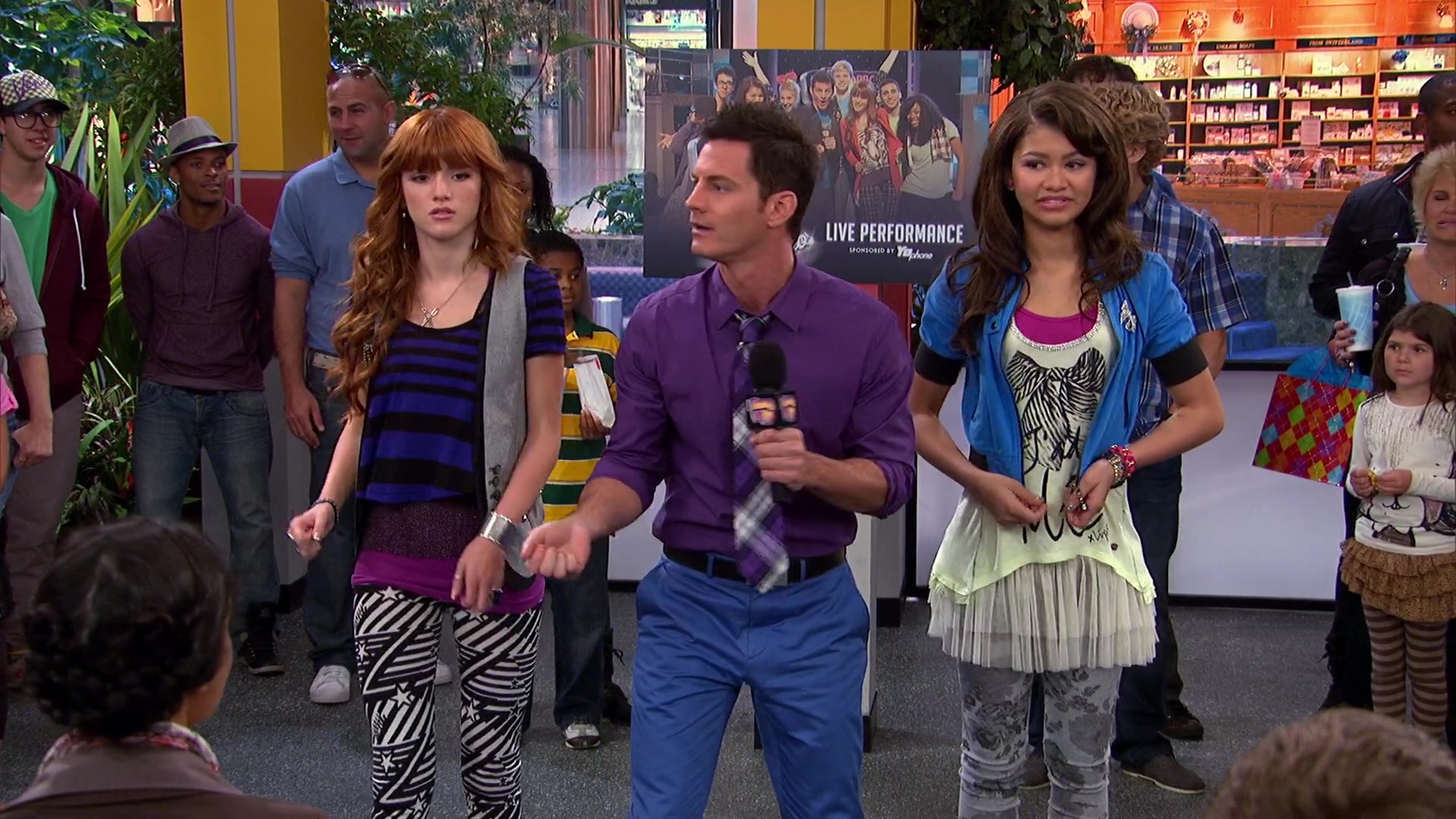 Shake_It_Up_S02E08_Auction_It_Up_1080p_BTD_001791.jpg