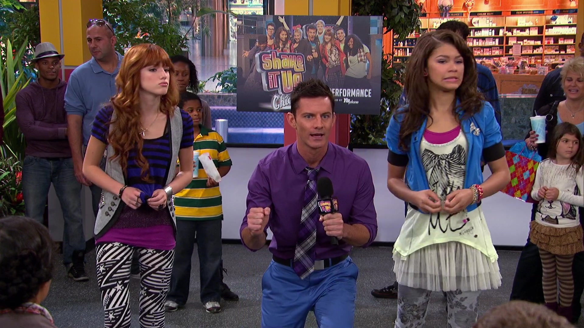 Shake_It_Up_S02E08_Auction_It_Up_1080p_BTD_001827.jpg