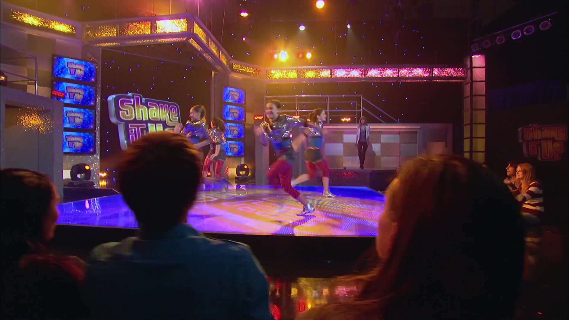 Shake_It_Up_S02E09_Camp_It_Up_1080p_BTD_000253.jpg