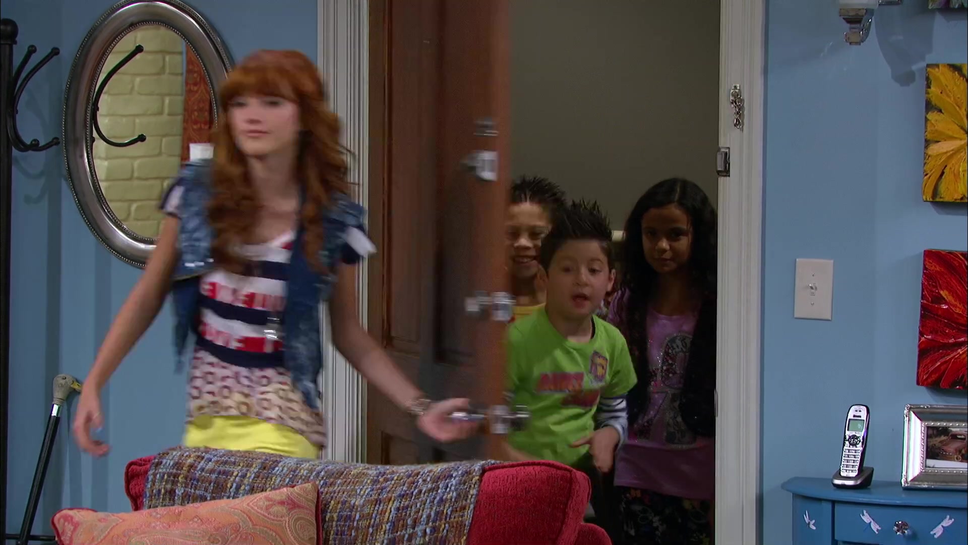 Shake_It_Up_S02E09_Camp_It_Up_1080p_BTD_000898.jpg