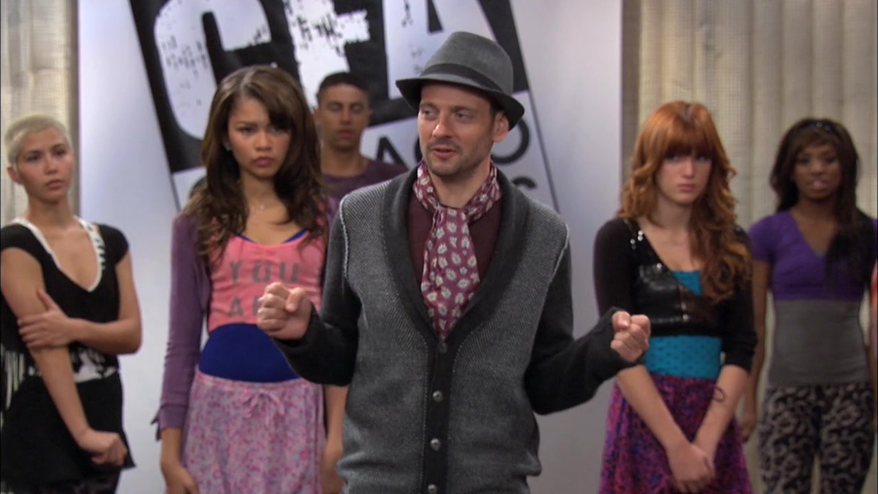 Shake_It_Up_S02E11_Apply_It_Up_720p_BTD_001009.jpg