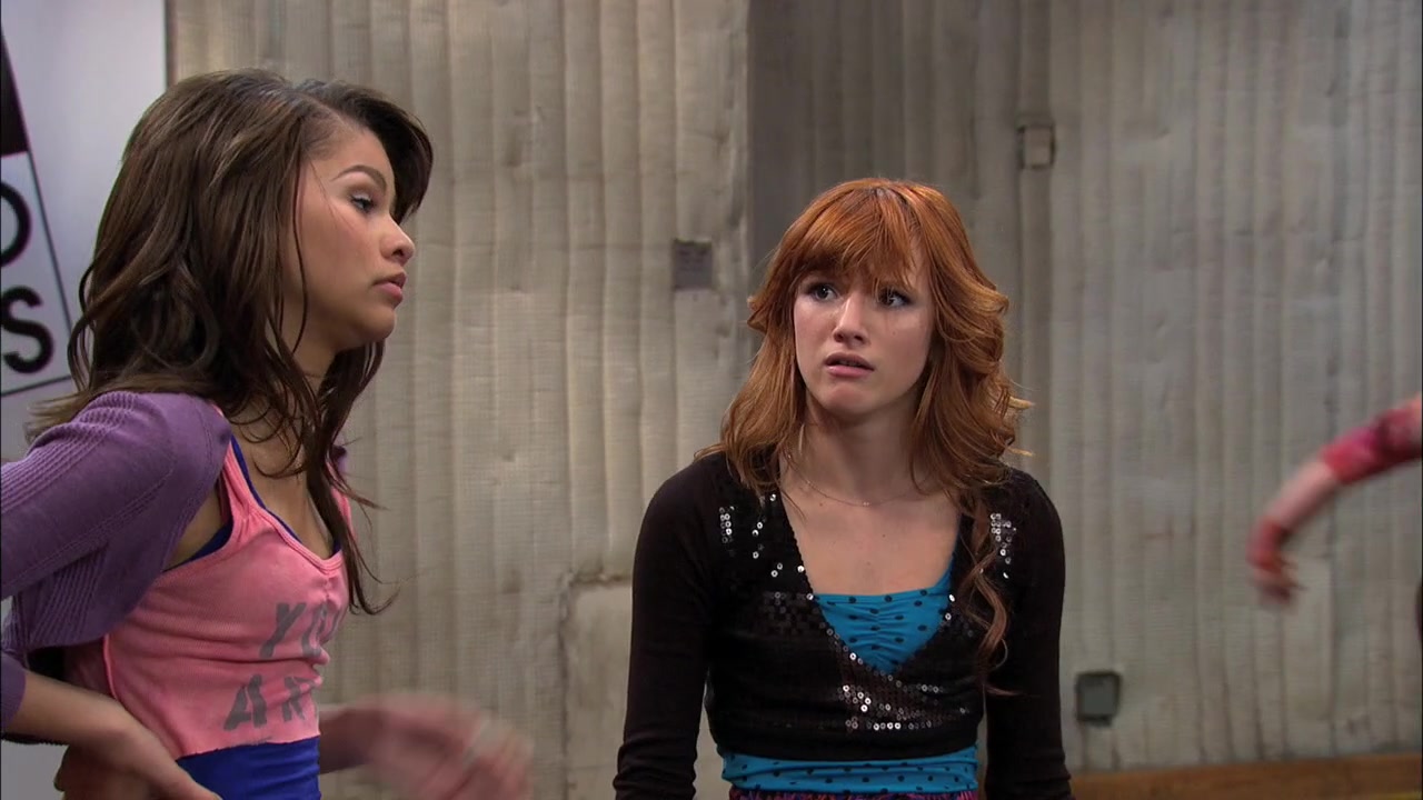 Shake_It_Up_S02E11_Apply_It_Up_720p_BTD_001280.jpg