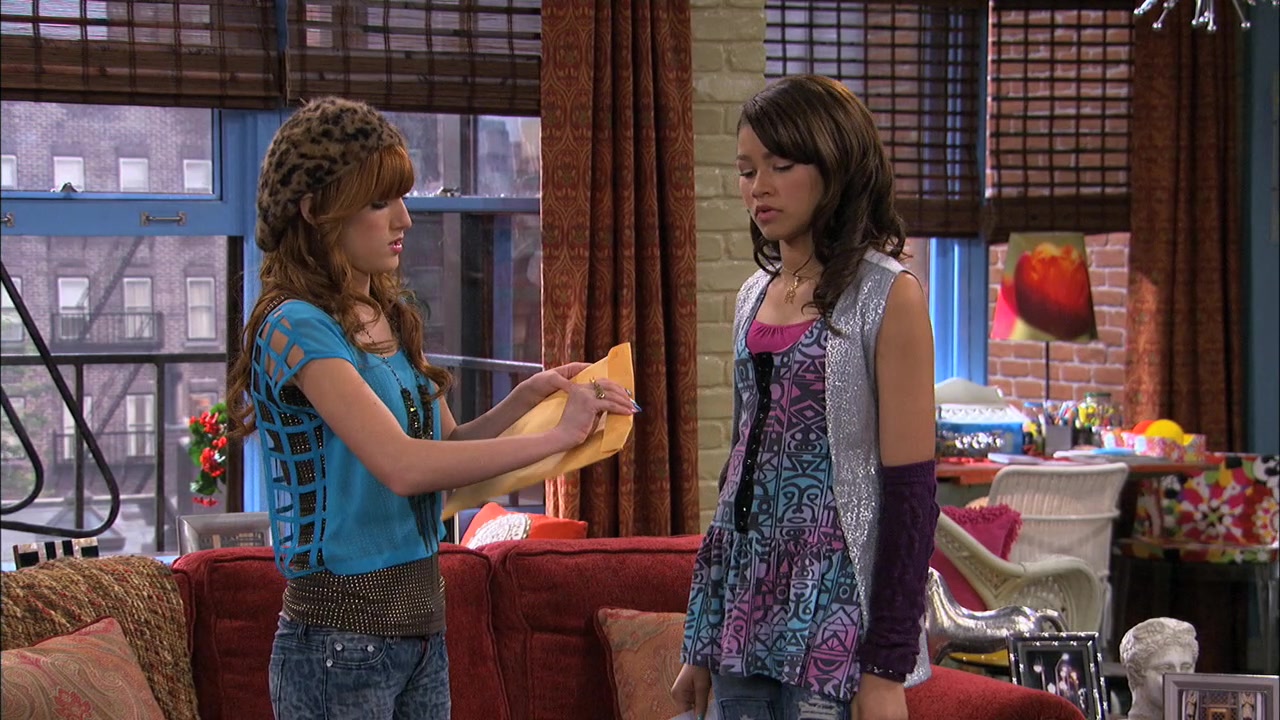 Shake_It_Up_S02E11_Apply_It_Up_720p_BTD_001976.jpg