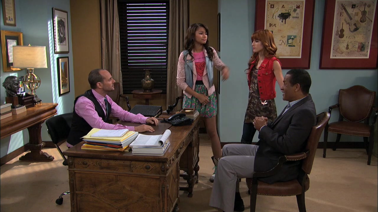 Shake_It_Up_S02E11_Apply_It_Up_720p_BTD_002832.jpg
