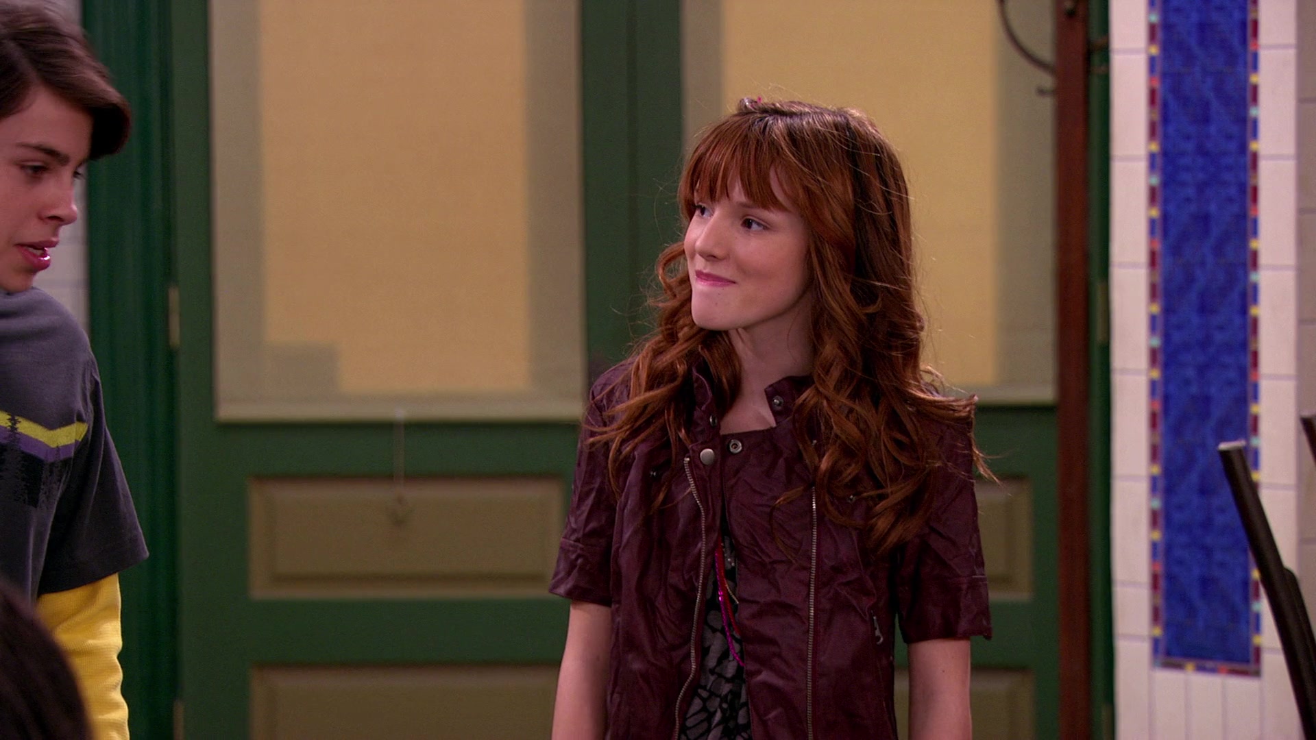 Wizards_of_Waverly_Place_S03E20_Maxs_Secret_Girlfriend_1080p_BTD_001085.jpg
