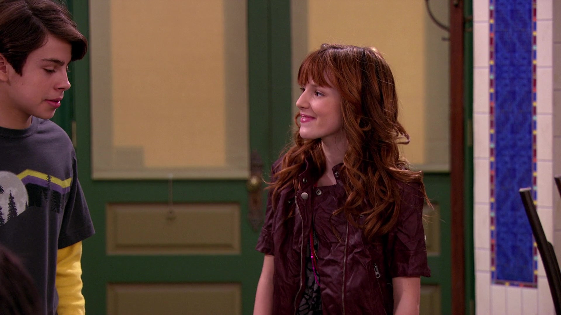 Wizards_of_Waverly_Place_S03E20_Maxs_Secret_Girlfriend_1080p_BTD_001087.jpg Wizards_of_Waverly_Place_S03E20_Maxs_Secret_Girlfriend_1080p_BTD_001087.jpg