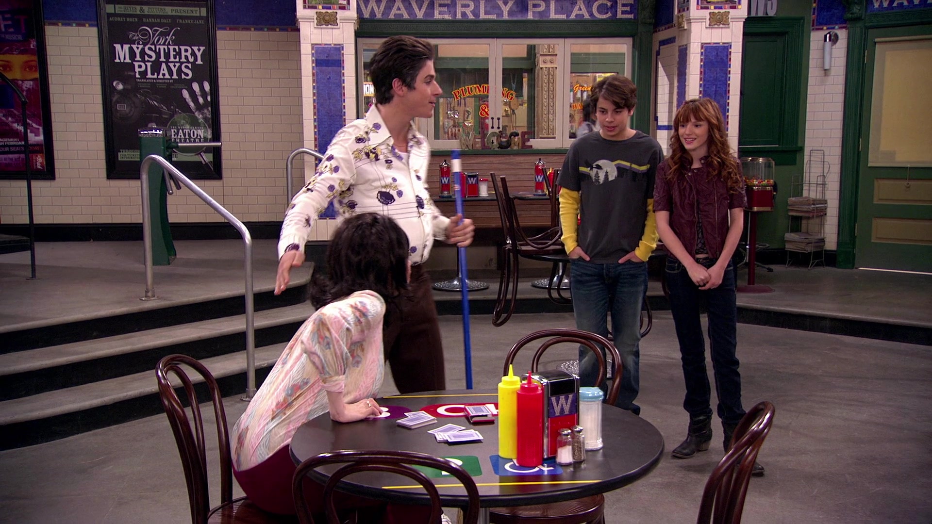 Wizards_of_Waverly_Place_S03E20_Maxs_Secret_Girlfriend_1080p_BTD_001101.jpg Wizards_of_Waverly_Place_S03E20_Maxs_Secret_Girlfriend_1080p_BTD_001101.jpg