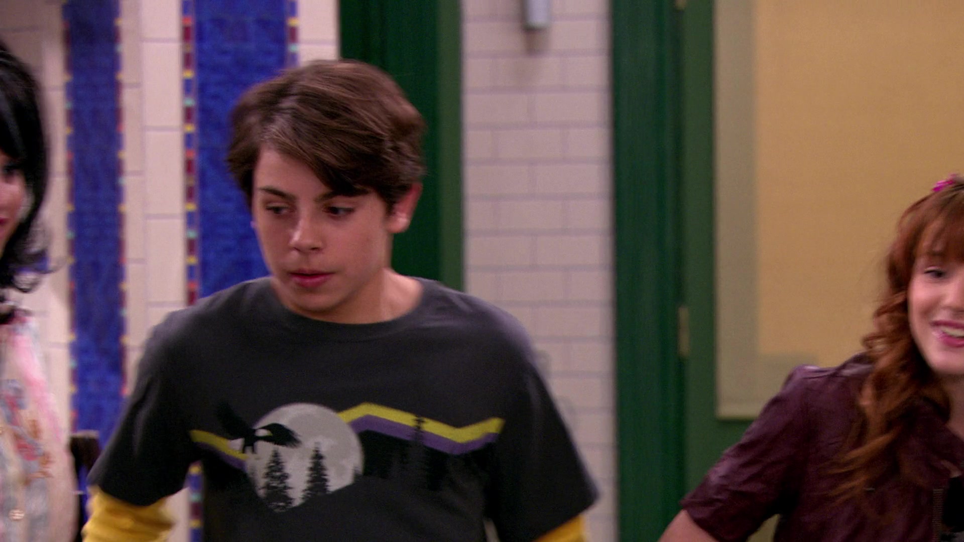 Wizards_of_Waverly_Place_S03E20_Maxs_Secret_Girlfriend_1080p_BTD_001232.jpg