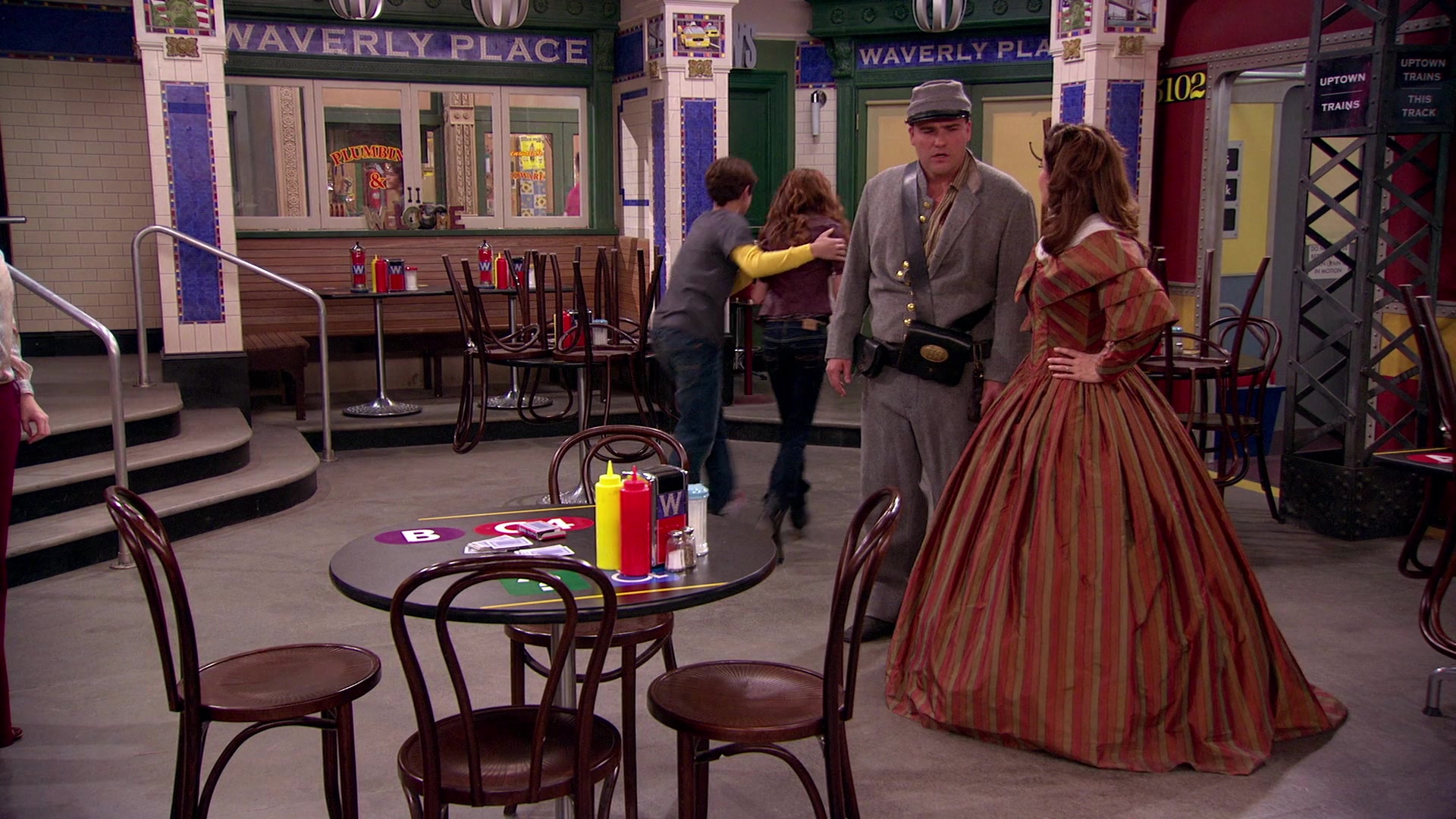 Wizards_of_Waverly_Place_S03E20_Maxs_Secret_Girlfriend_1080p_BTD_001325.jpg Wizards_of_Waverly_Place_S03E20_Maxs_Secret_Girlfriend_1080p_BTD_001325.jpg
