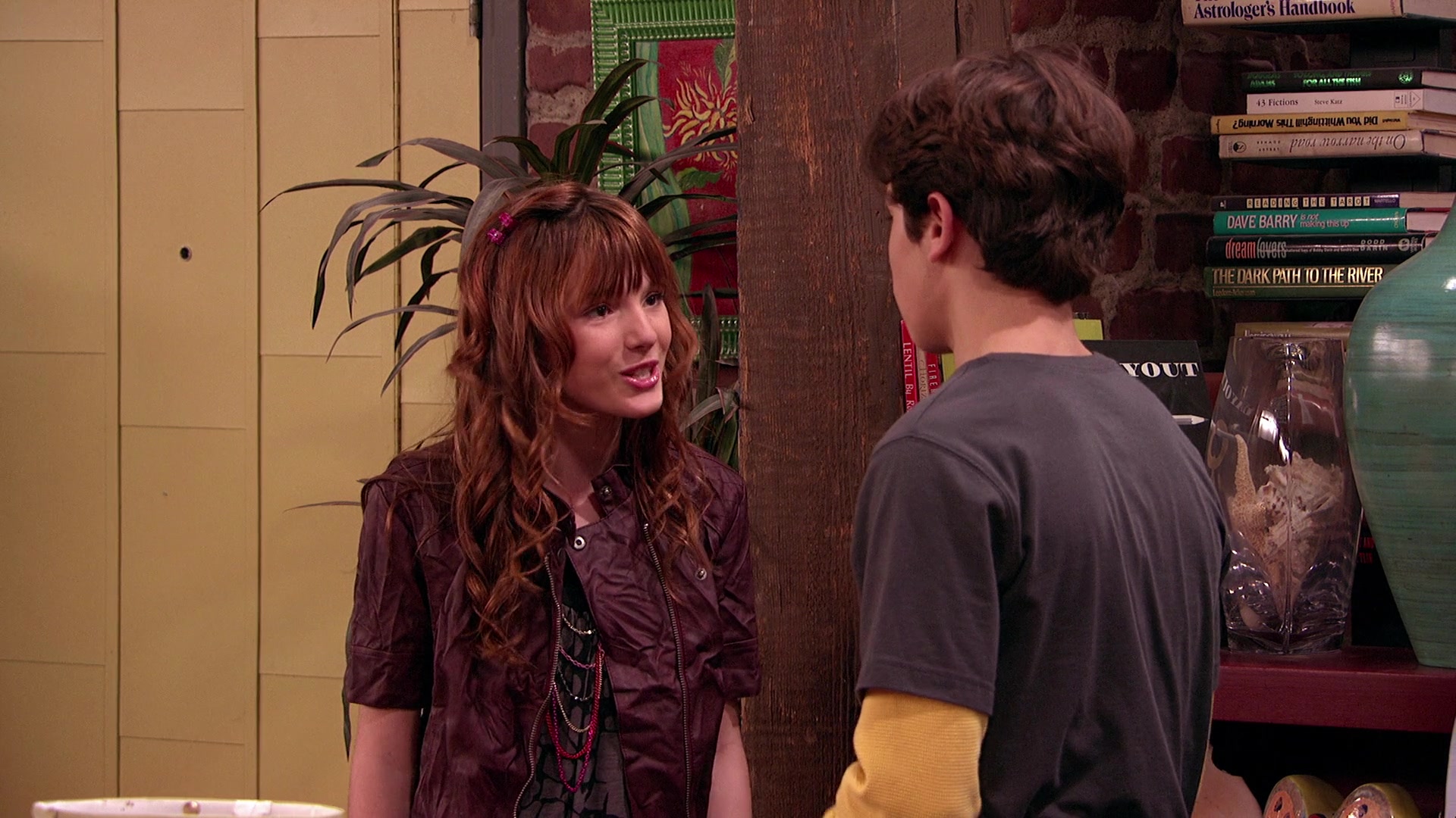 Wizards_of_Waverly_Place_S03E20_Maxs_Secret_Girlfriend_1080p_BTD_002403.jpg Wizards_of_Waverly_Place_S03E20_Maxs_Secret_Girlfriend_1080p_BTD_002403.jpg