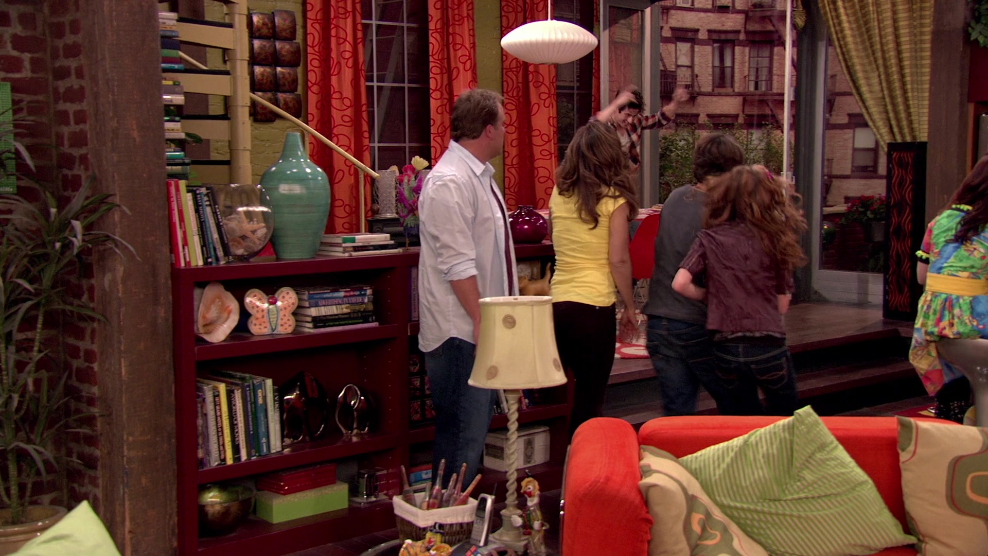Wizards_of_Waverly_Place_S03E20_Maxs_Secret_Girlfriend_1080p_BTD_002436.jpg