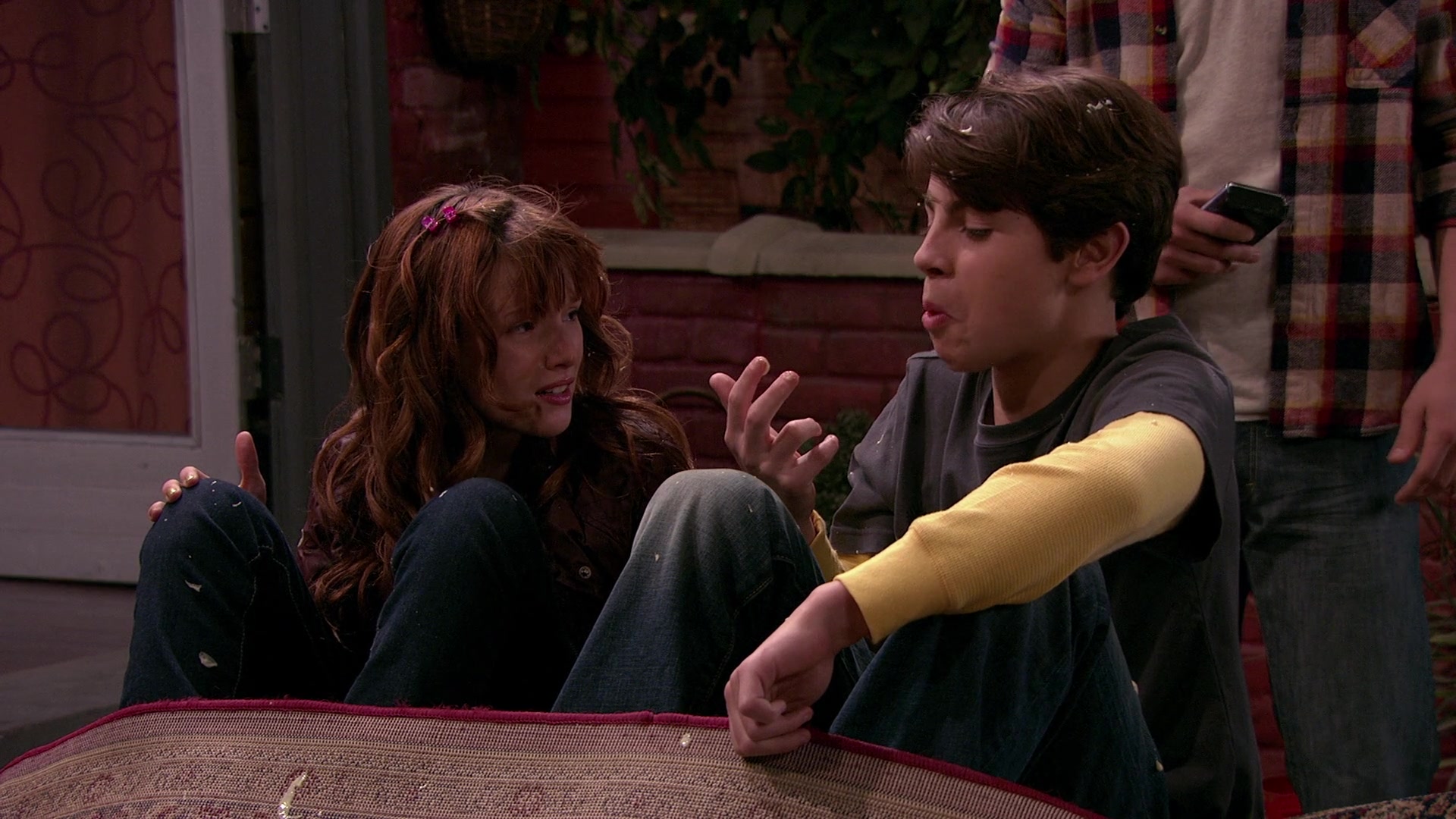Wizards_of_Waverly_Place_S03E20_Maxs_Secret_Girlfriend_1080p_BTD_002727.jpg