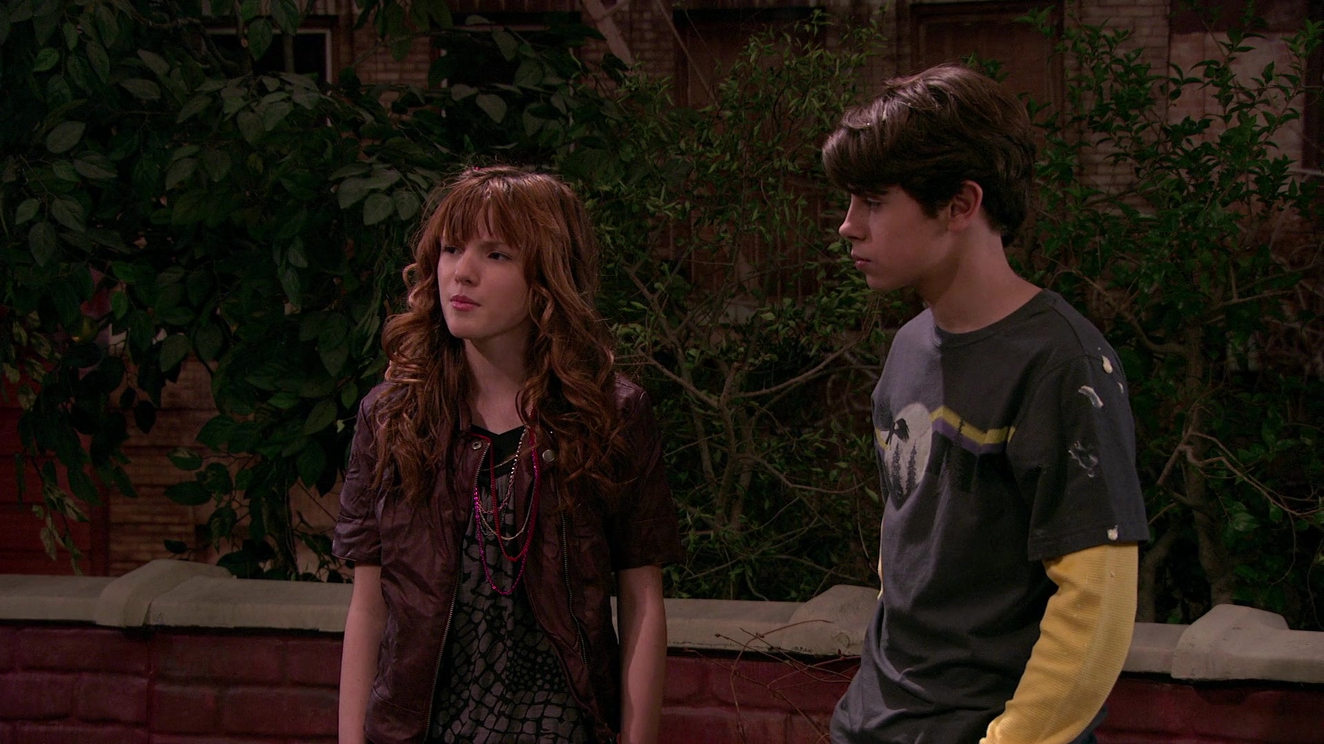 Wizards_of_Waverly_Place_S03E20_Maxs_Secret_Girlfriend_1080p_BTD_002779.jpg