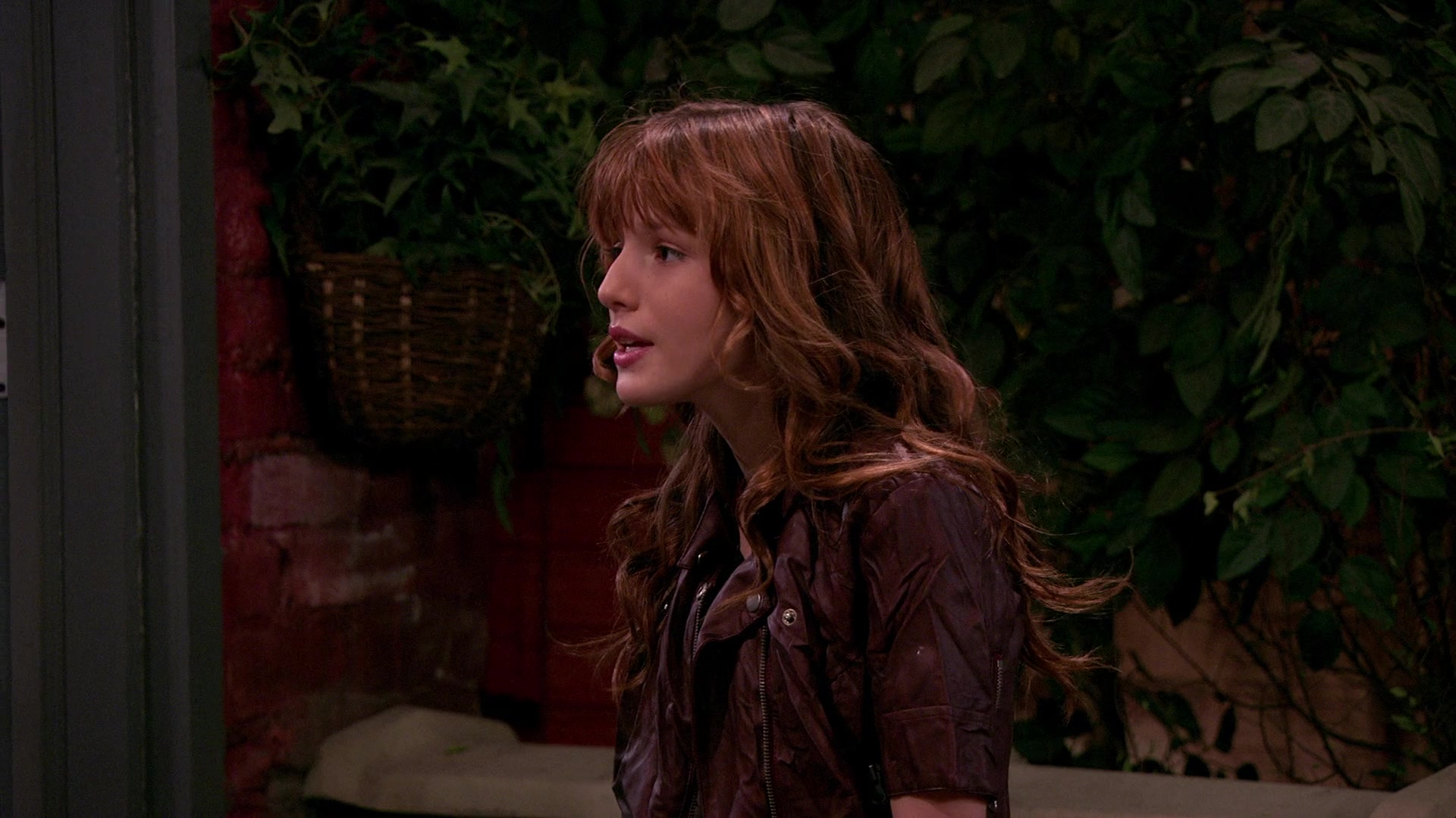 Wizards_of_Waverly_Place_S03E20_Maxs_Secret_Girlfriend_1080p_BTD_002880.jpg Wizards_of_Waverly_Place_S03E20_Maxs_Secret_Girlfriend_1080p_BTD_002880.jpg