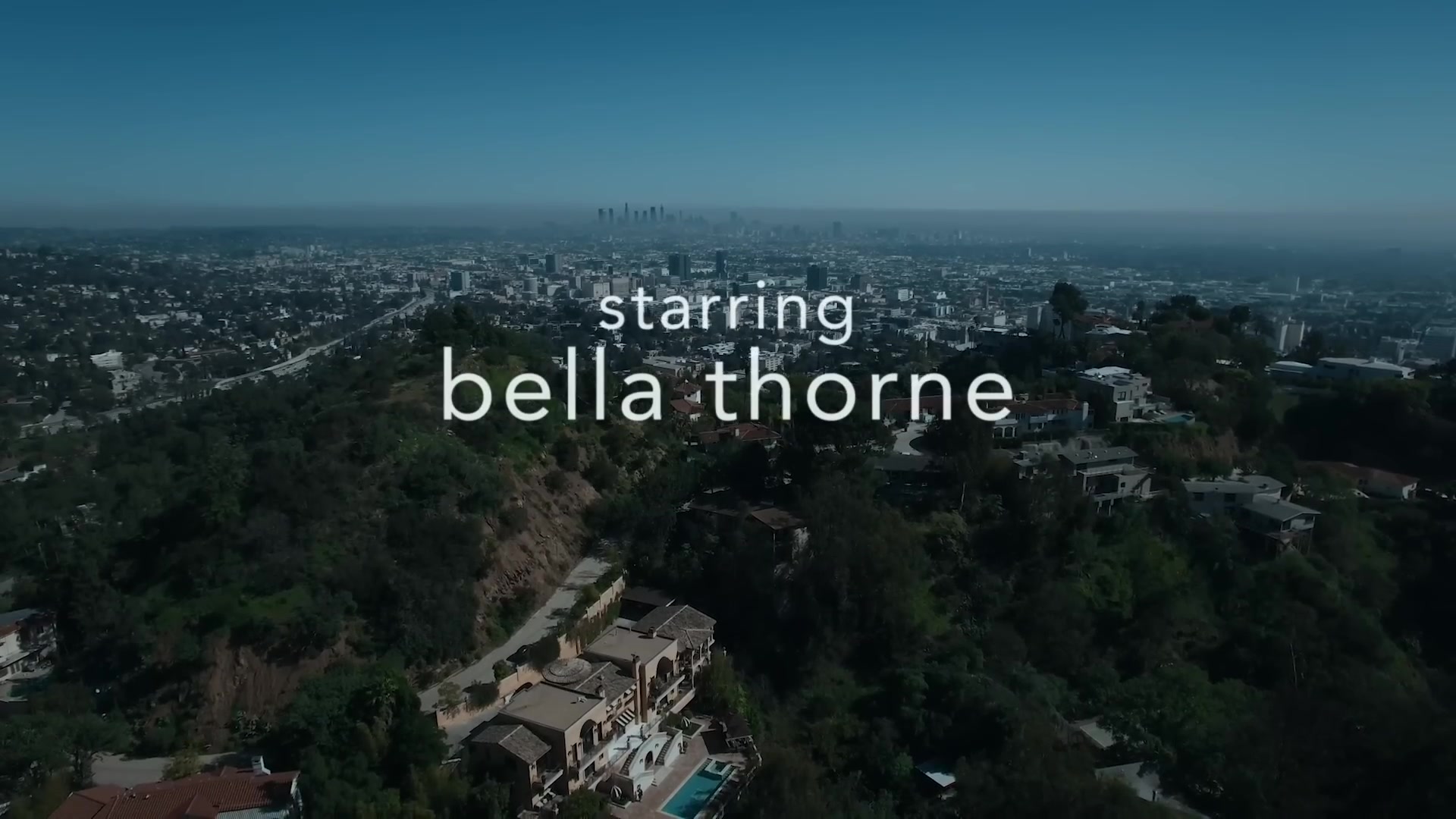 bellathorne_liampaynebedroomfloor_mv_000008.jpg bellathorne_liampaynebedroomfloor_mv_000008.jpg