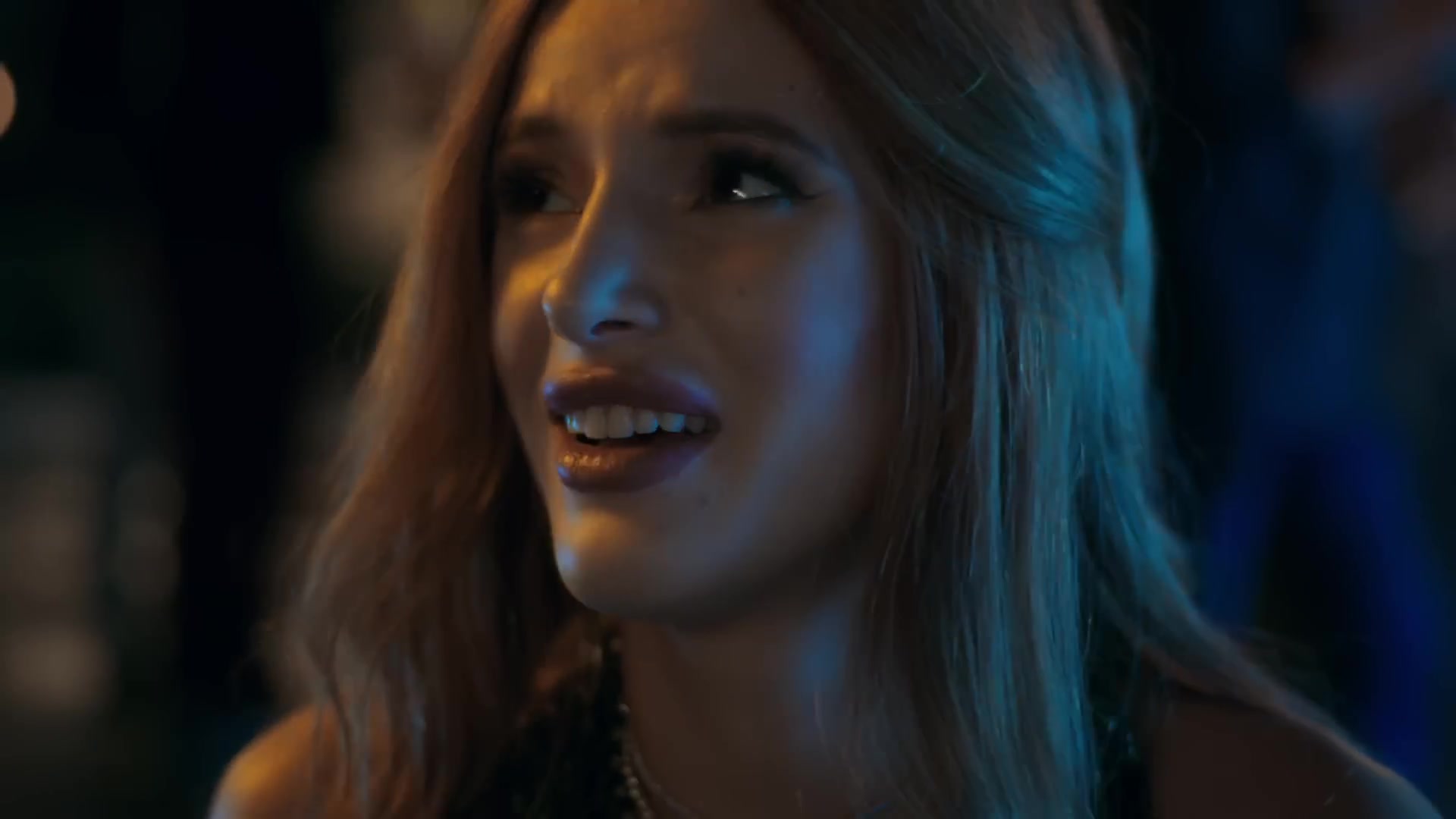 bellathorne_liampaynebedroomfloor_mv_000136.jpg bellathorne_liampaynebedroomfloor_mv_000136.jpg