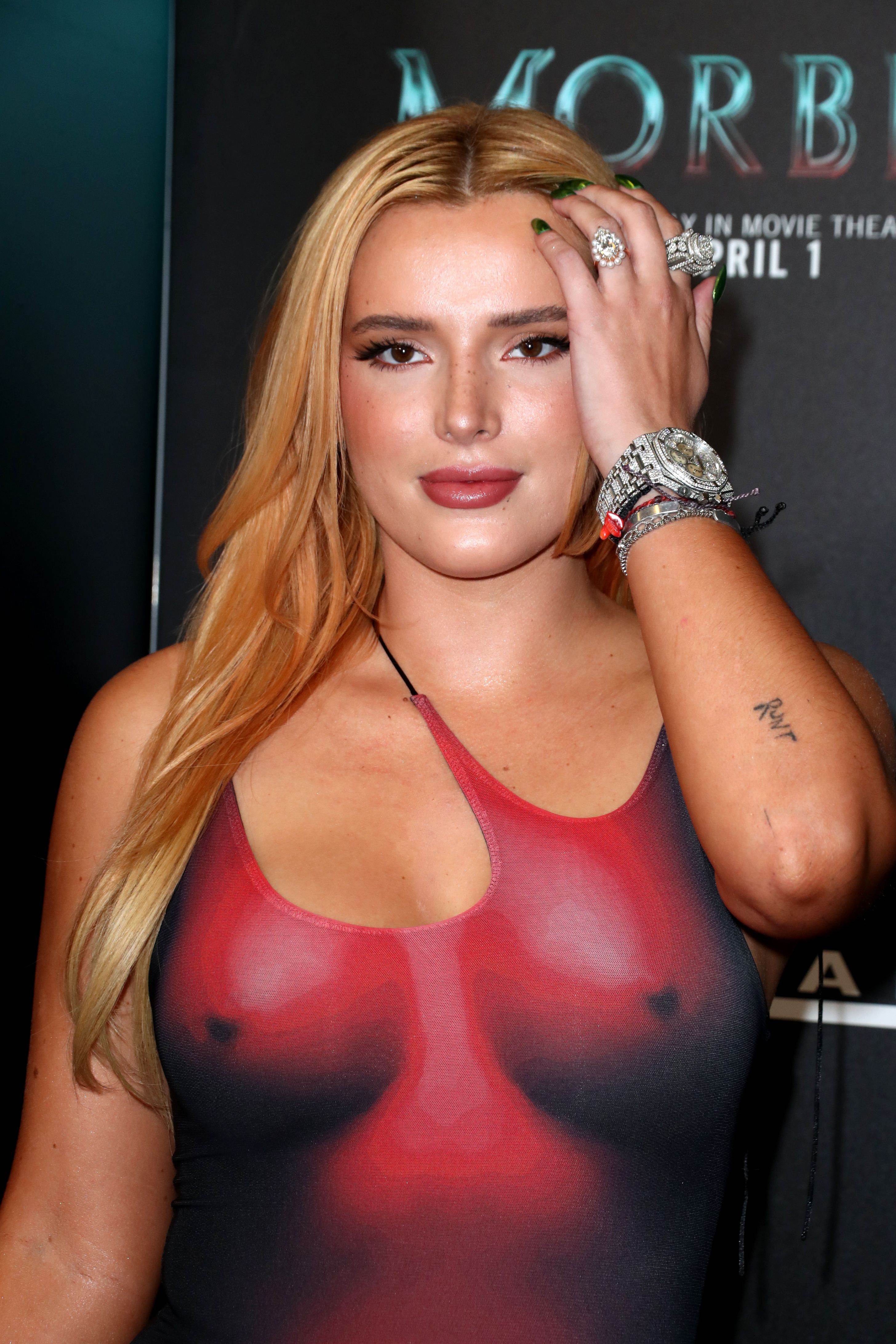 bellathornedaily_28129~4.jpg bellathornedaily_28129~4.jpg