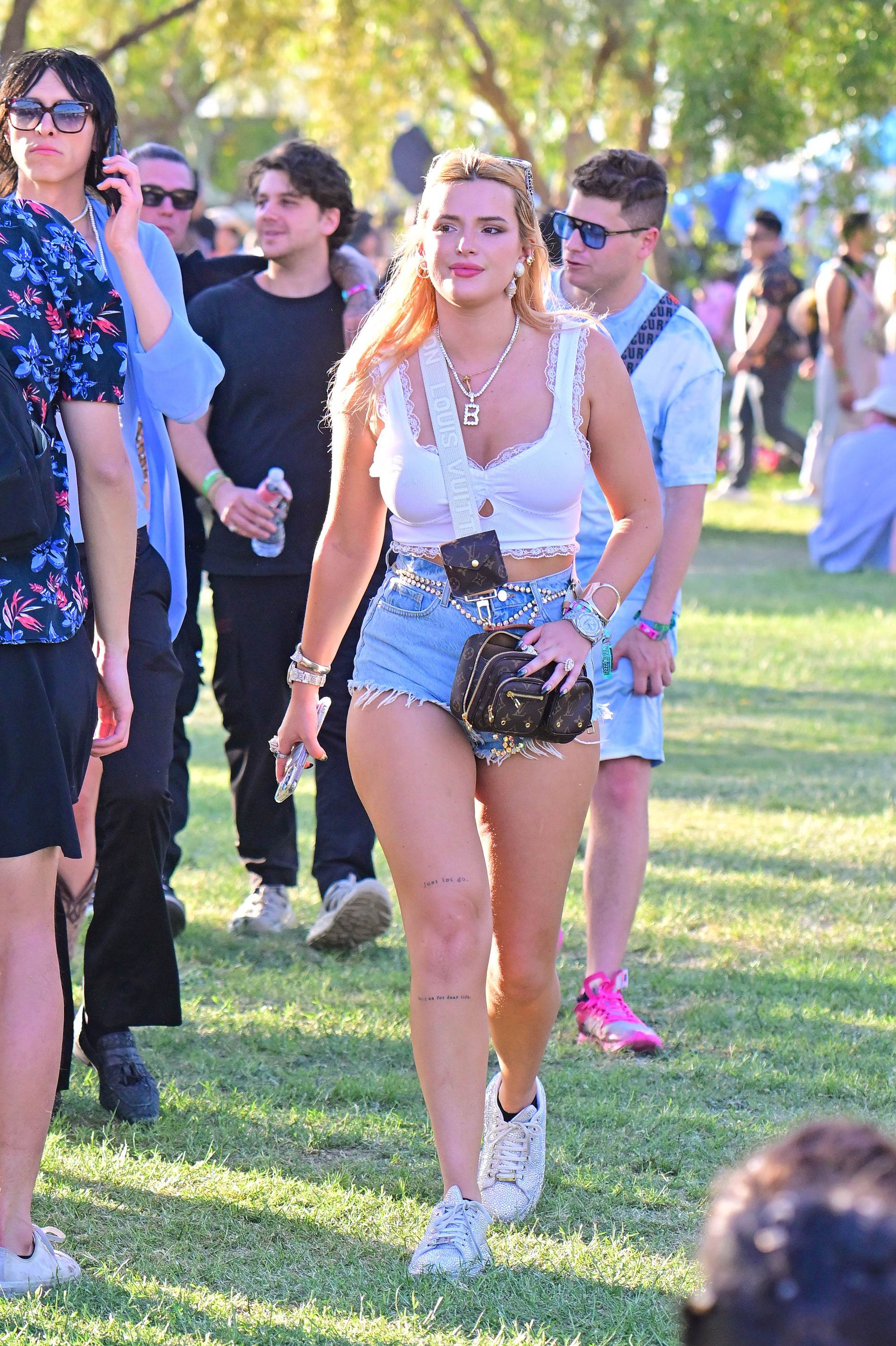 bellathornedaily_28229~1.jpg