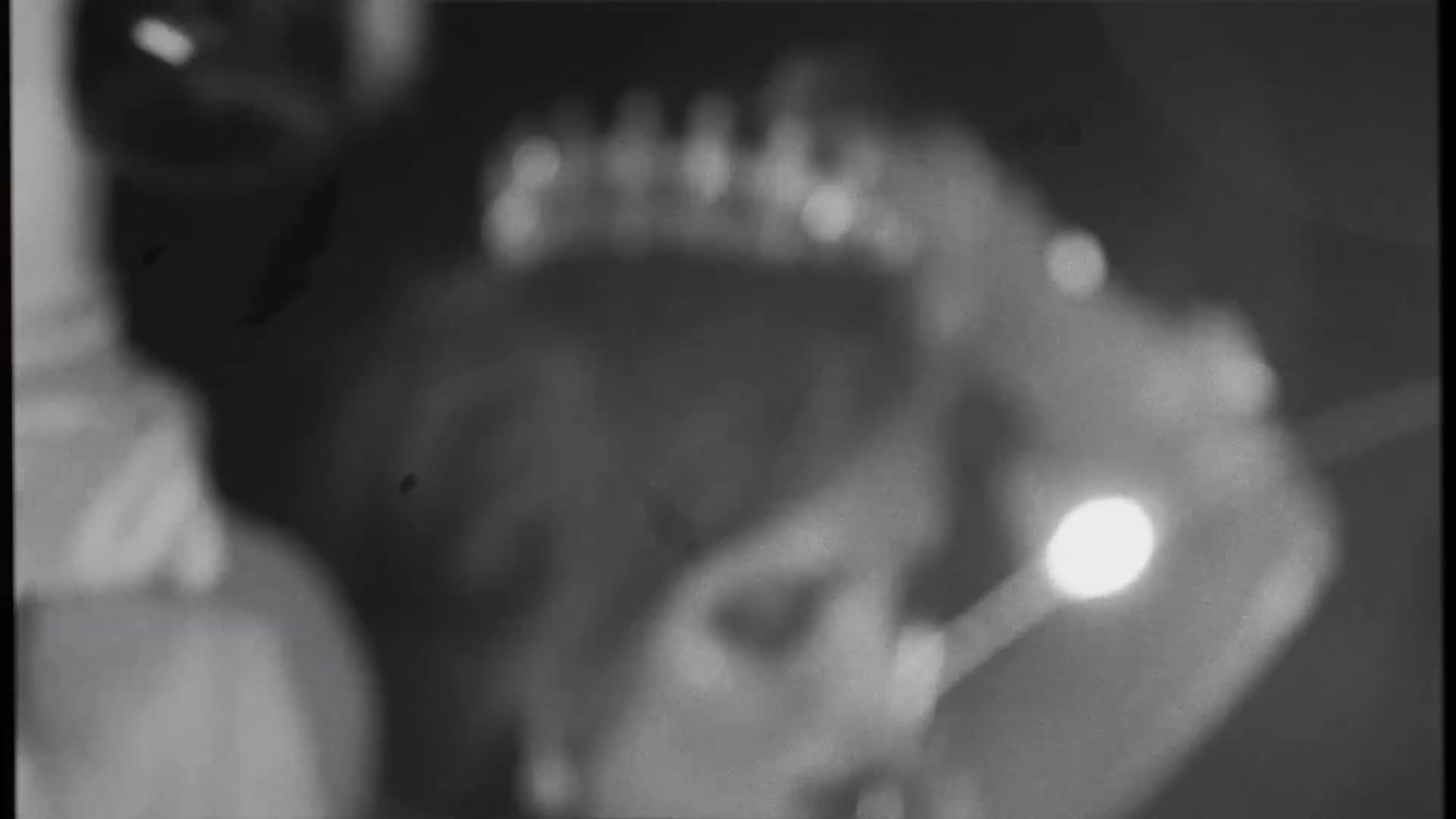bellathornedaily_Lonely_mv_000076.jpg