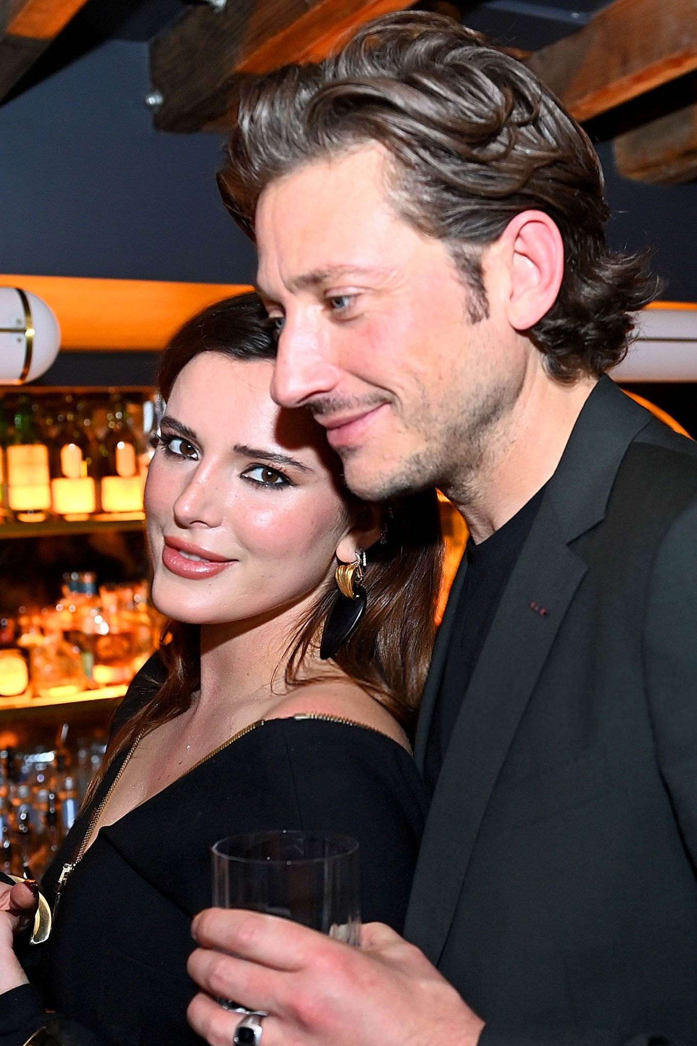 bellathornedaily_amfarny_nycfw_cocktailparty_inside_282229.jpg