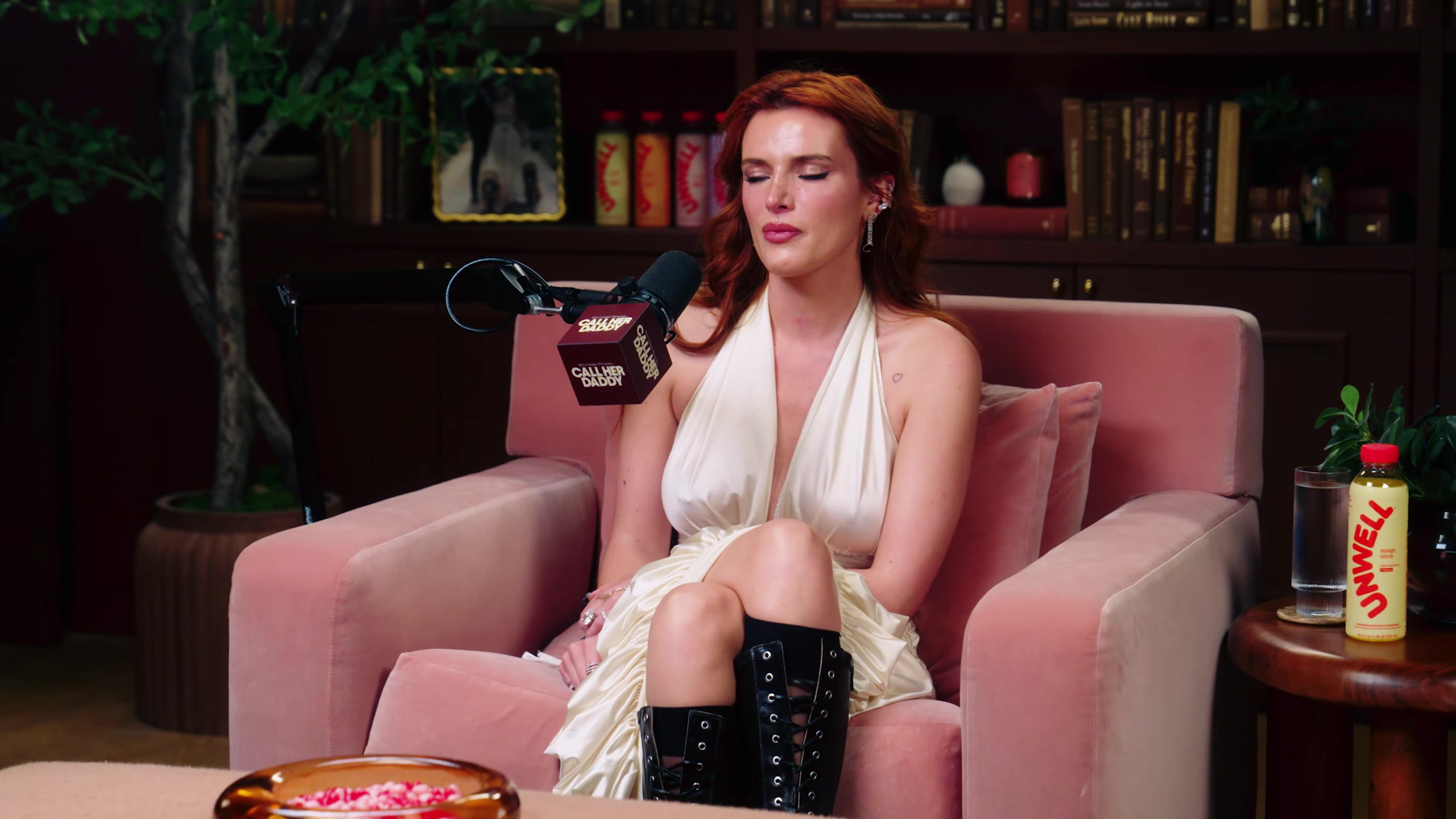 bellathornedaily_callherdaddy_podcast_002230.jpg bellathornedaily_callherdaddy_podcast_002230.jpg