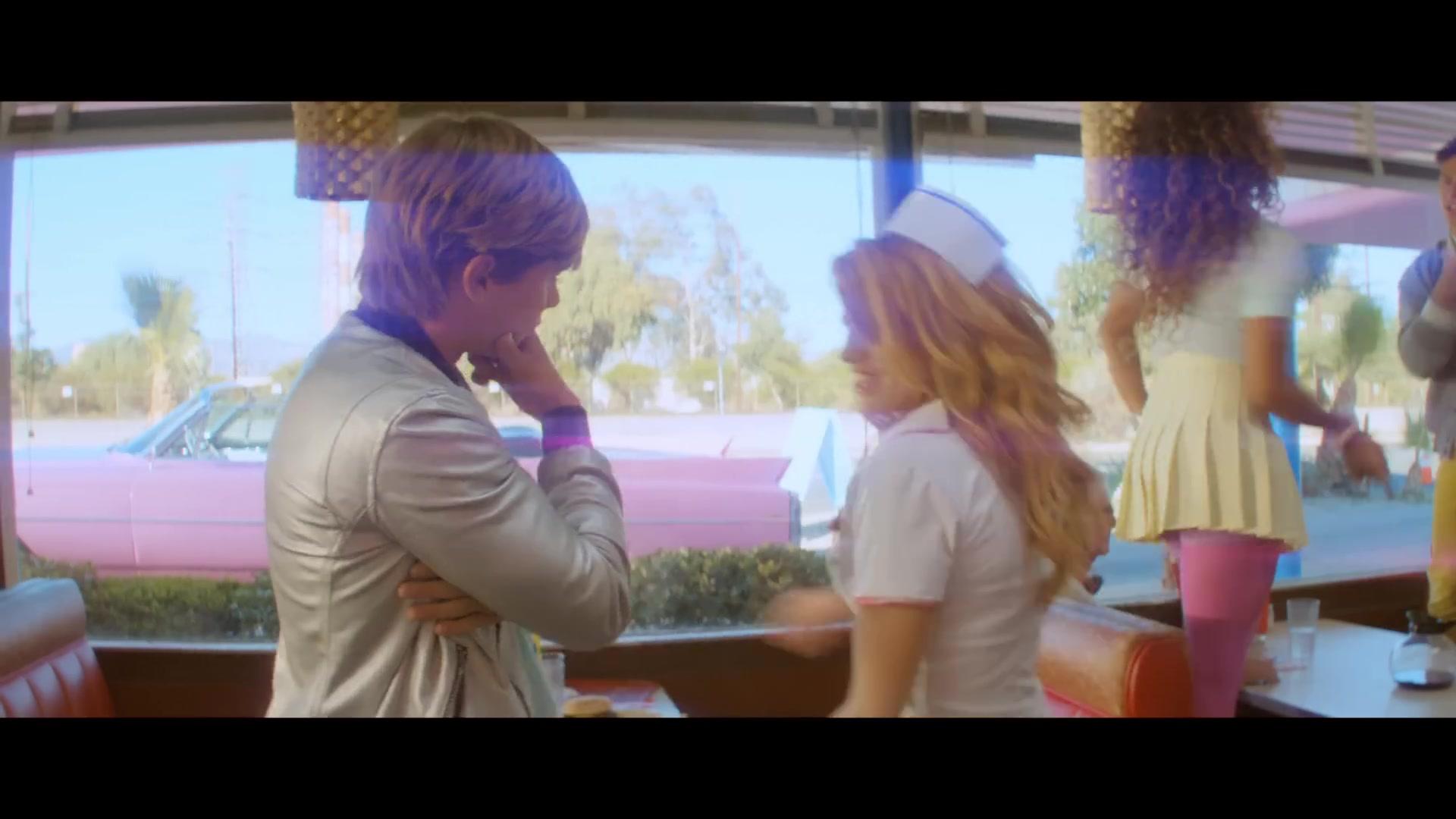 bellathornedaily_callitwhatever_screencaps_000159.jpg bellathornedaily_callitwhatever_screencaps_000159.jpg