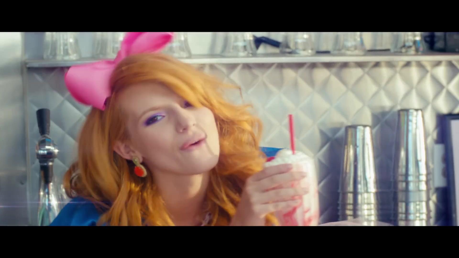 bellathornedaily_callitwhatever_screencaps_000194.jpg