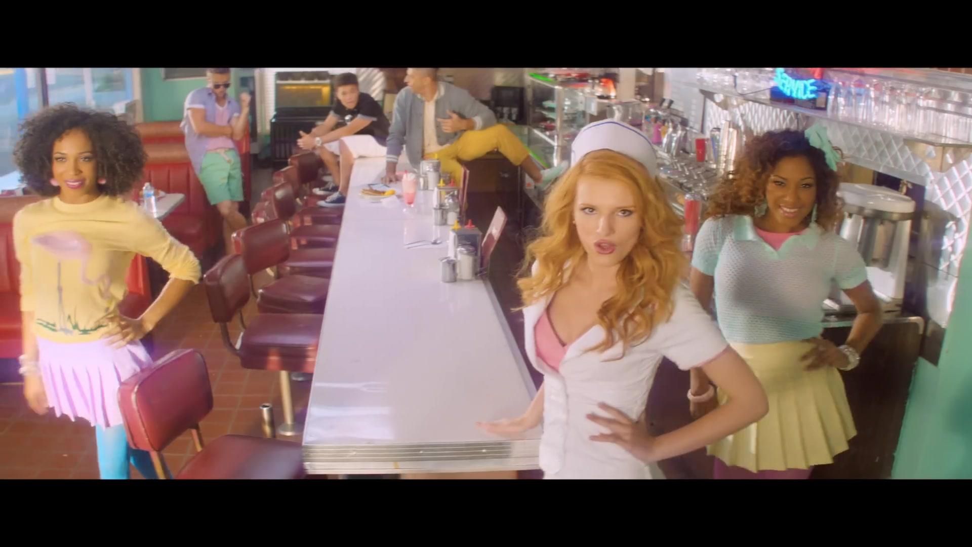 bellathornedaily_callitwhatever_screencaps_000225.jpg