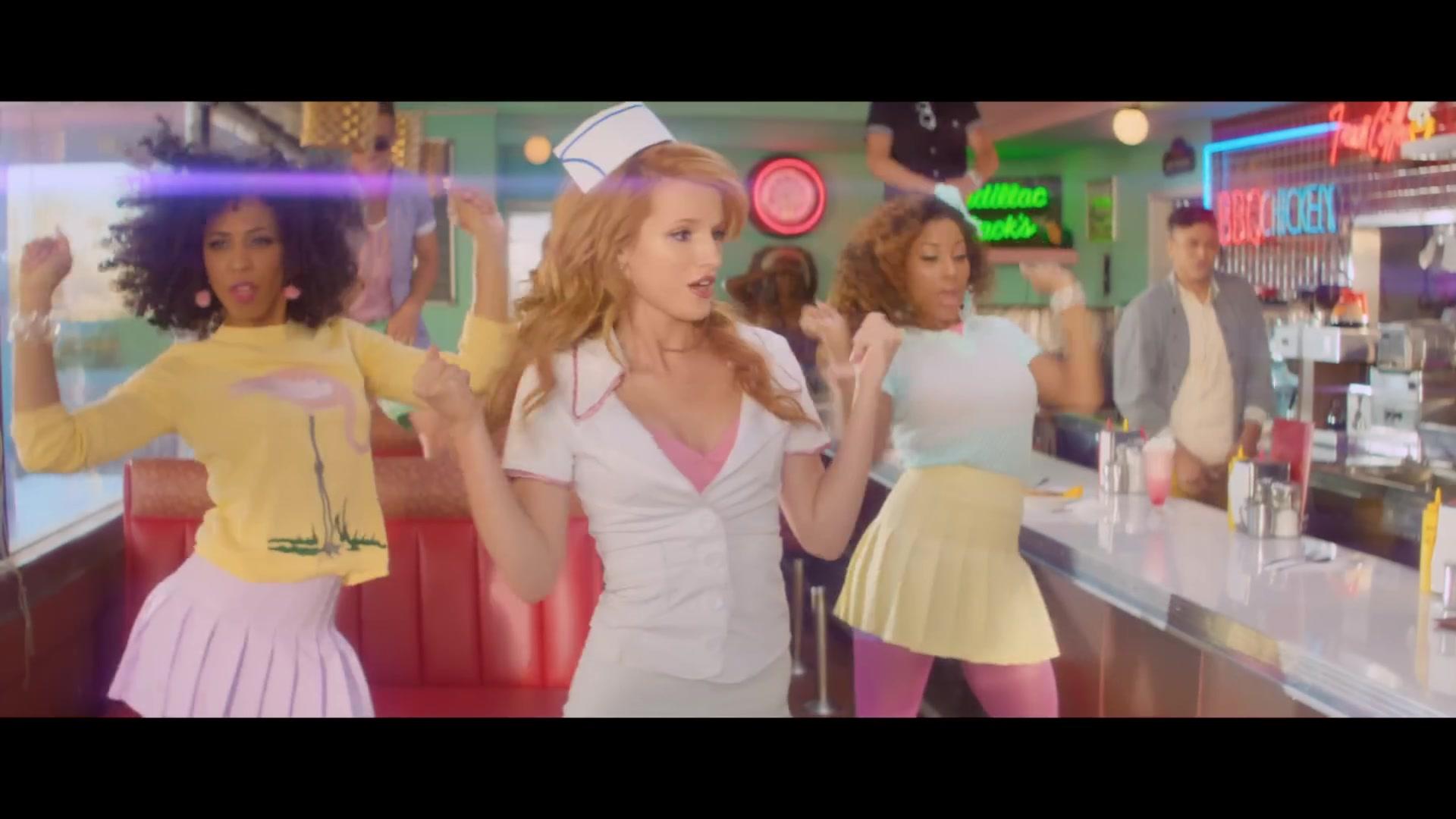 bellathornedaily_callitwhatever_screencaps_000289.jpg