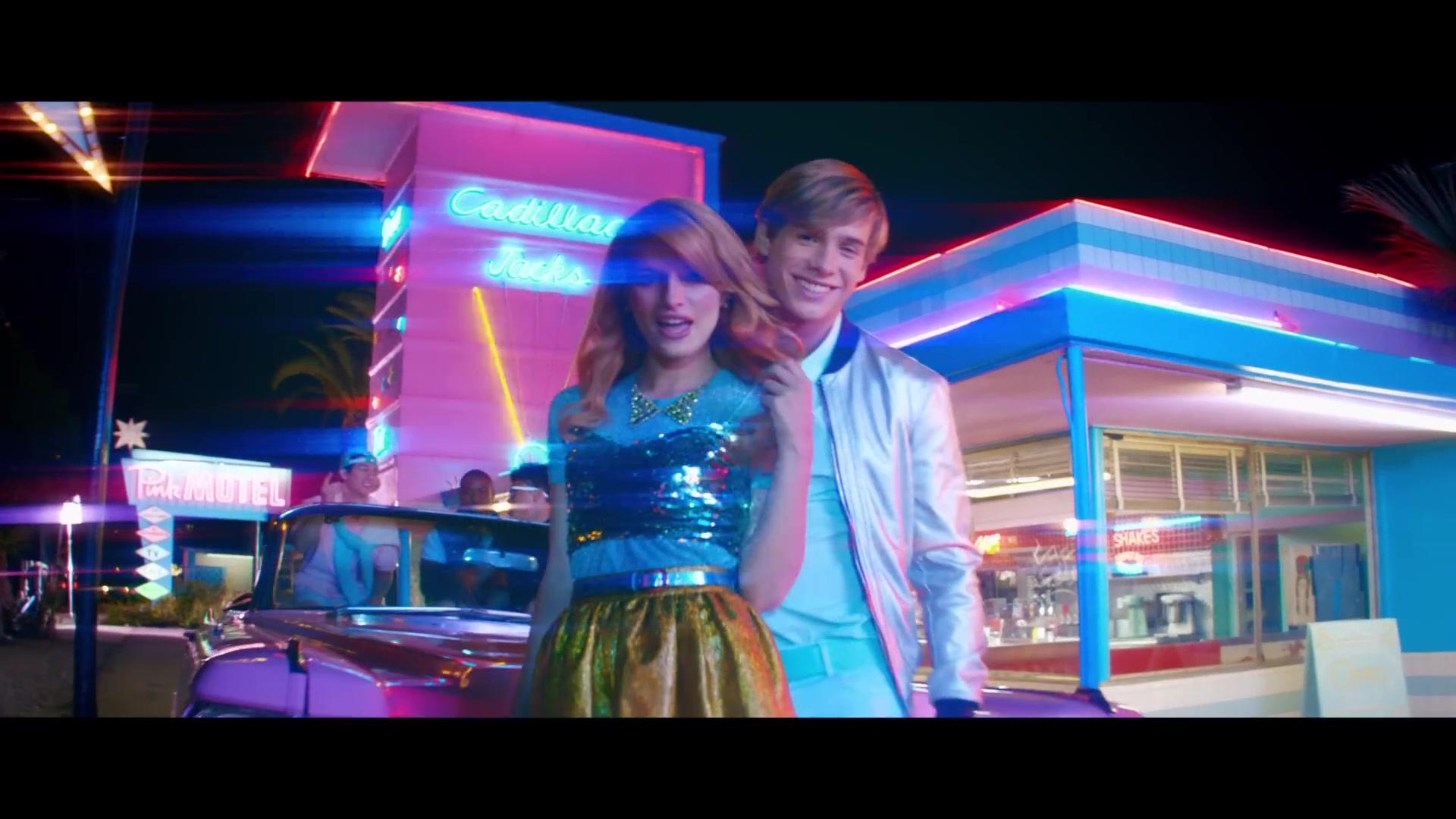 bellathornedaily_callitwhatever_screencaps_000353.jpg