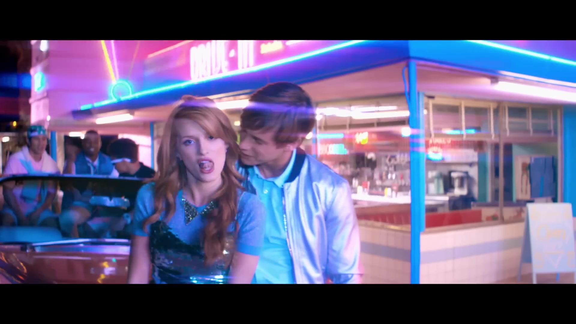 bellathornedaily_callitwhatever_screencaps_000354.jpg