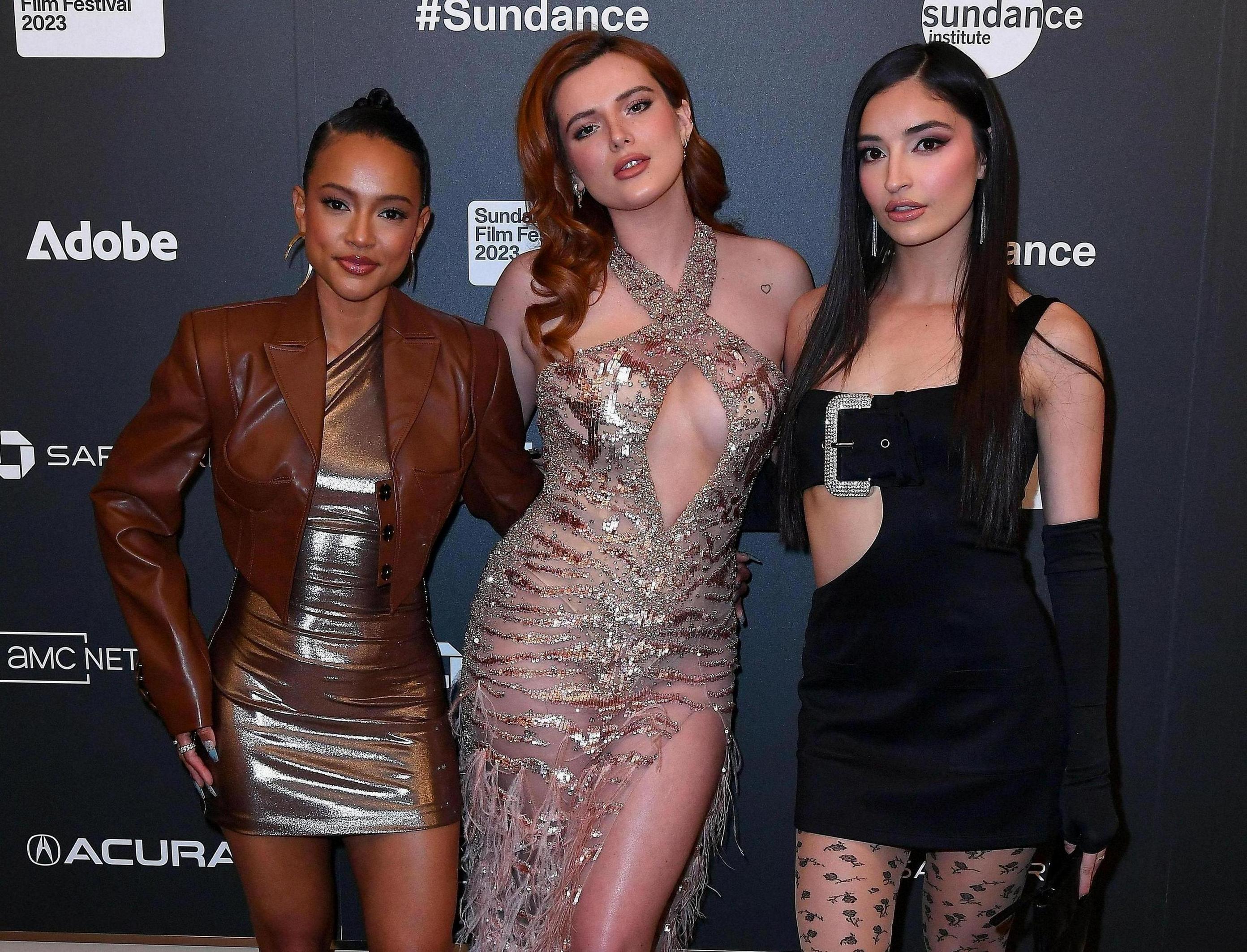 bellathornedaily_divinitypremiere_sundance_284329.jpg