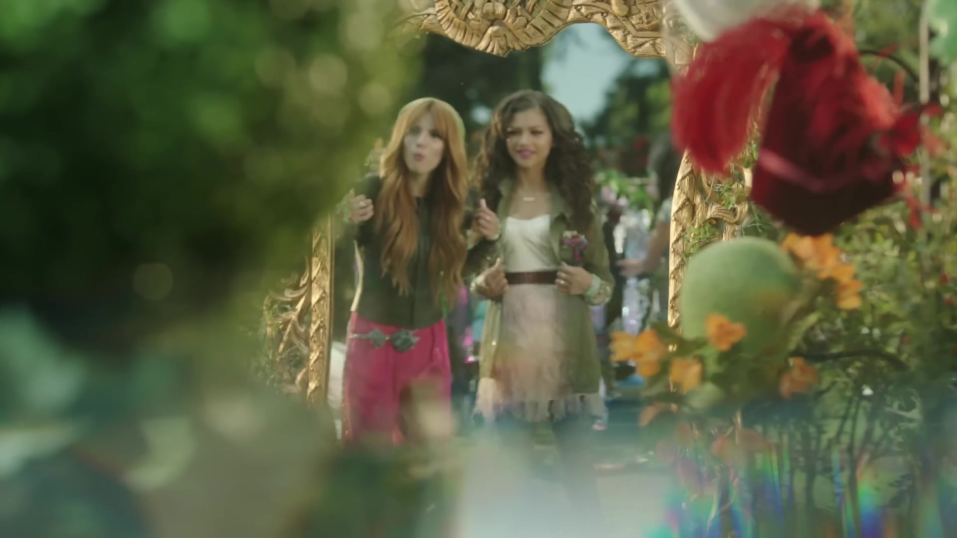 bellathornedaily_fashionismykryptonite_madeinjapan_mv_000051.jpg