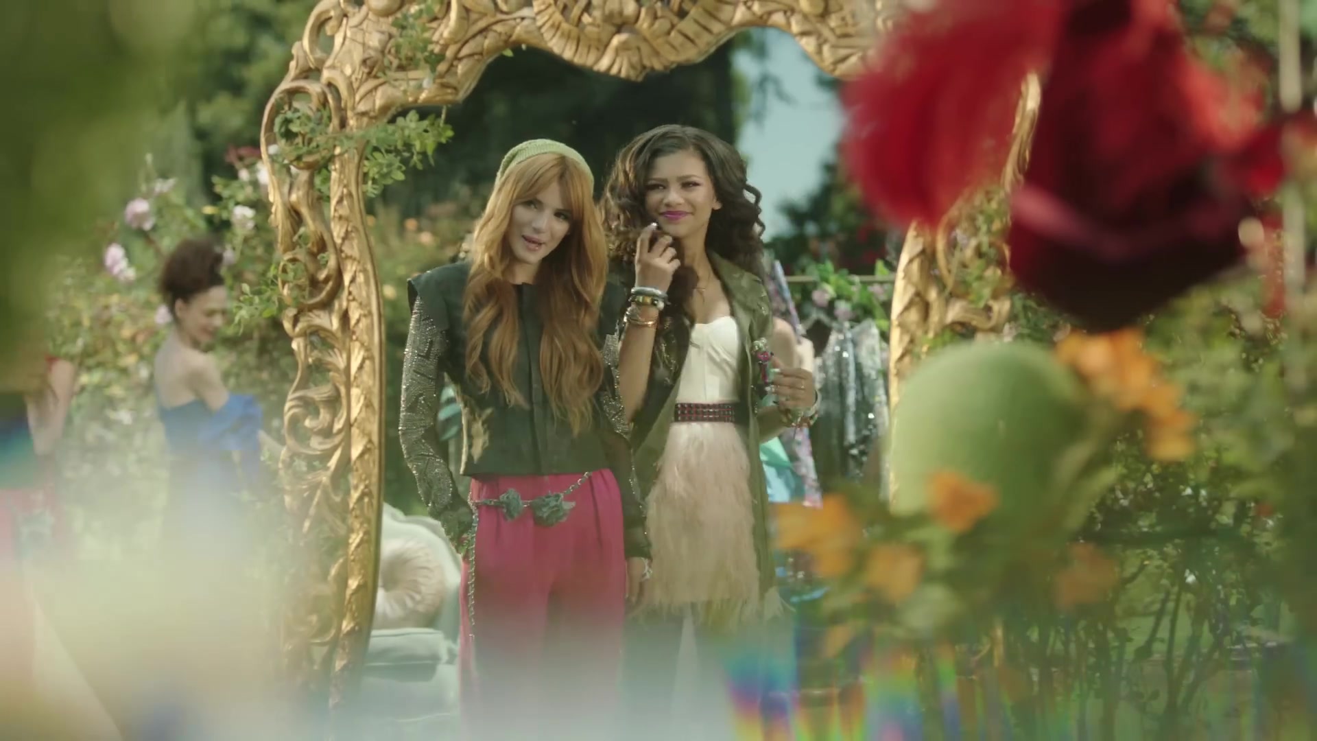 bellathornedaily_fashionismykryptonite_madeinjapan_mv_000053.jpg