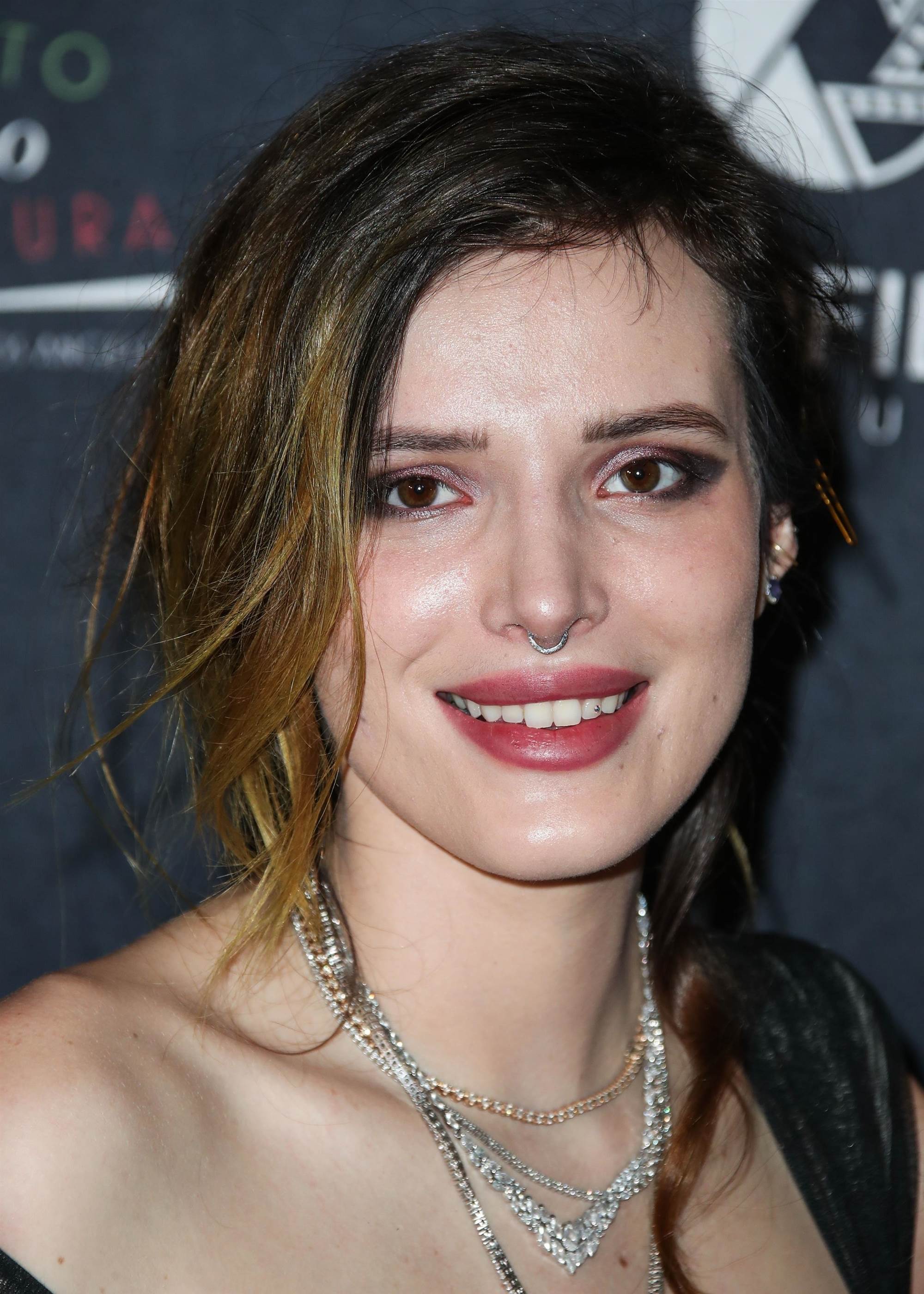 bellathornedaily_filmingitalyawards_285129.jpg