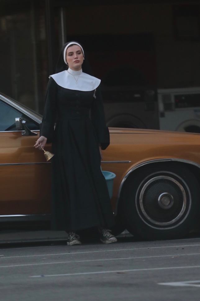 bellathornedaily_habit_filming_feb2020_28329.jpg