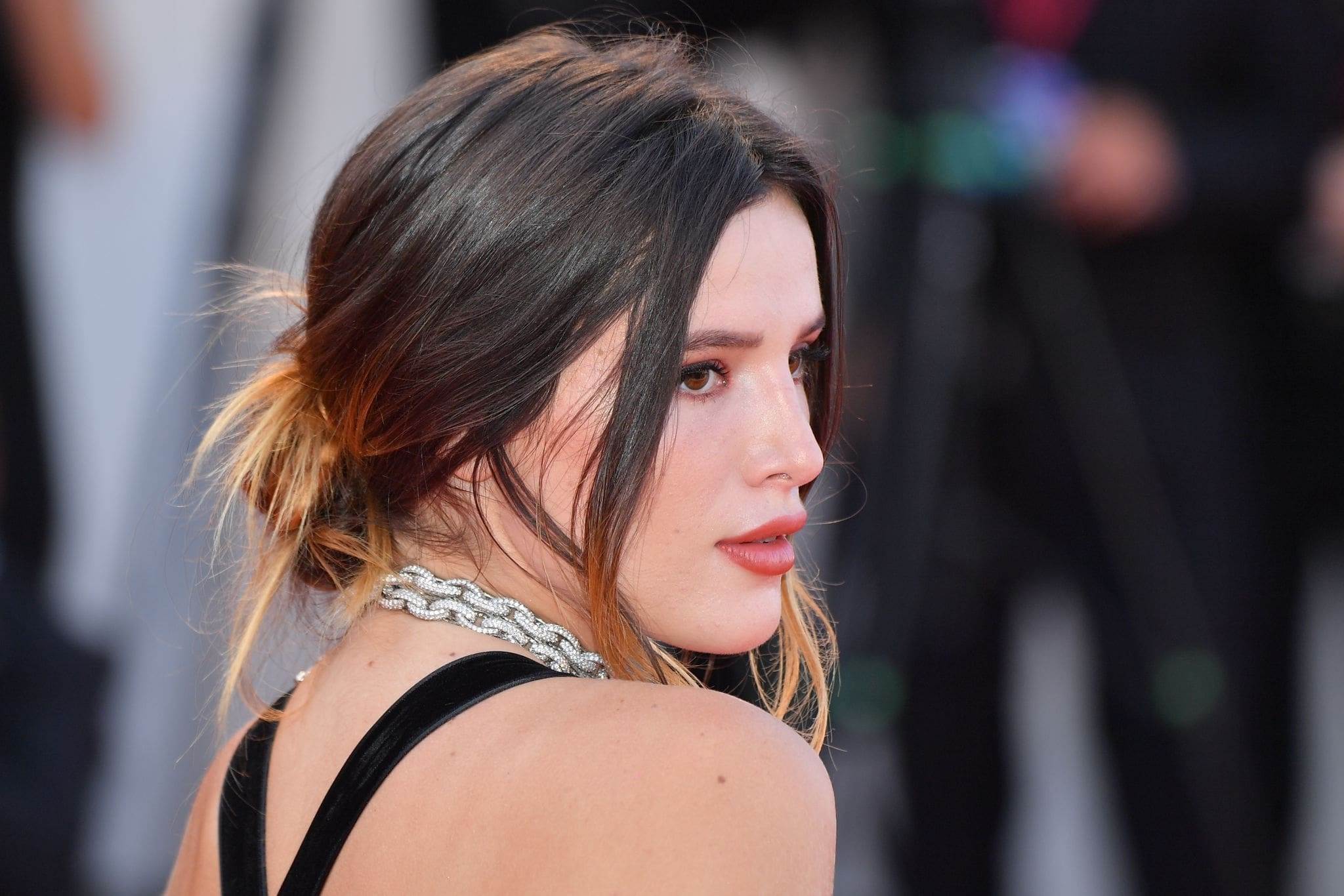 bellathornedaily_jokerpremiere_venicefilmfestival_282129.jpg