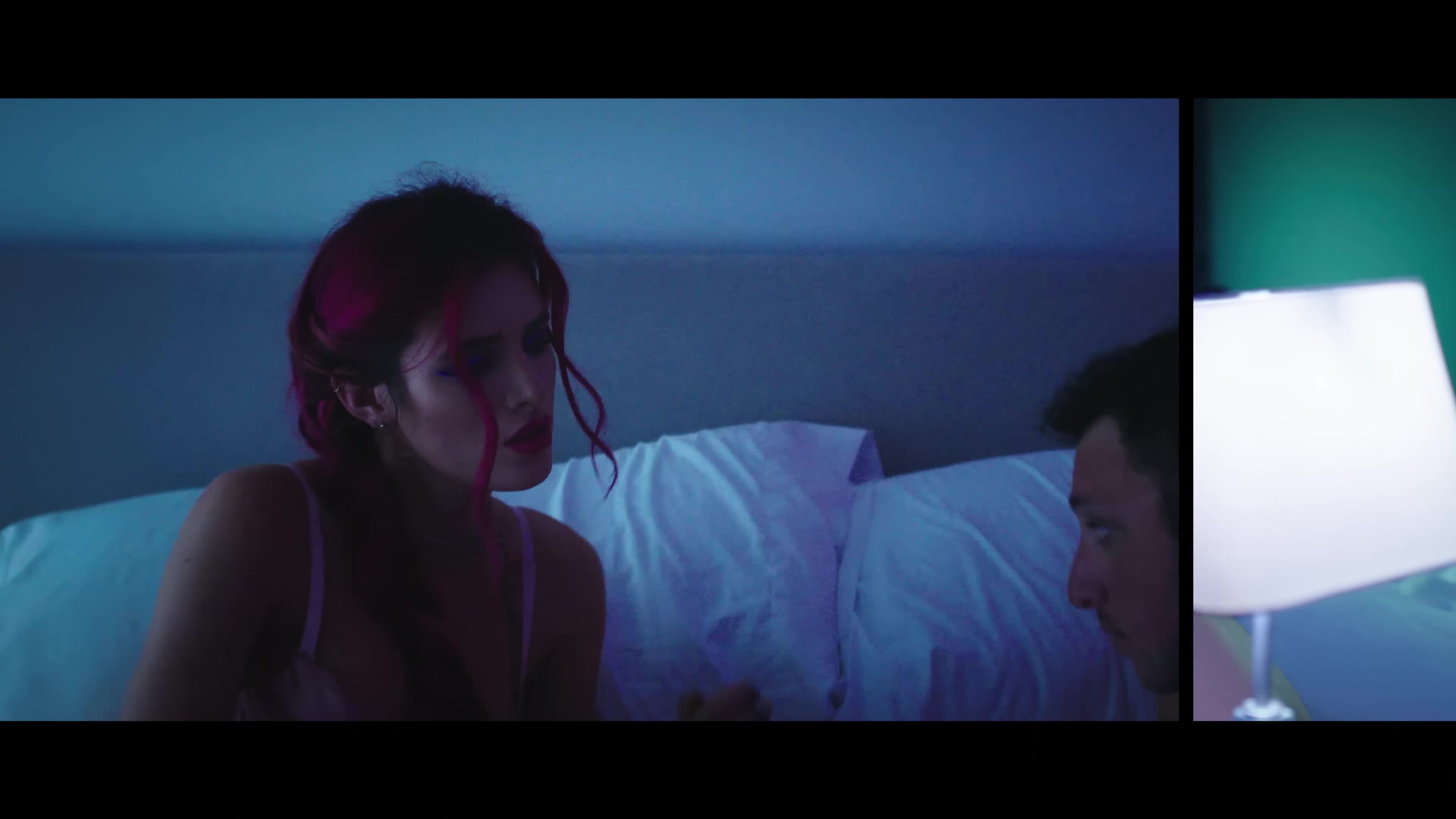 bellathornedaily_justcall_mv_000128.jpg