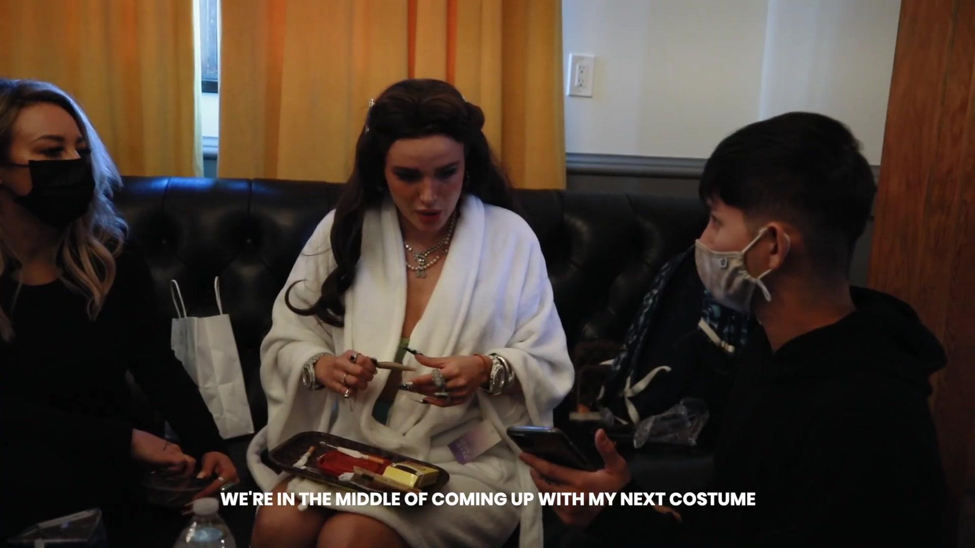 bellathornedaily_phantom_bts_000079.jpg