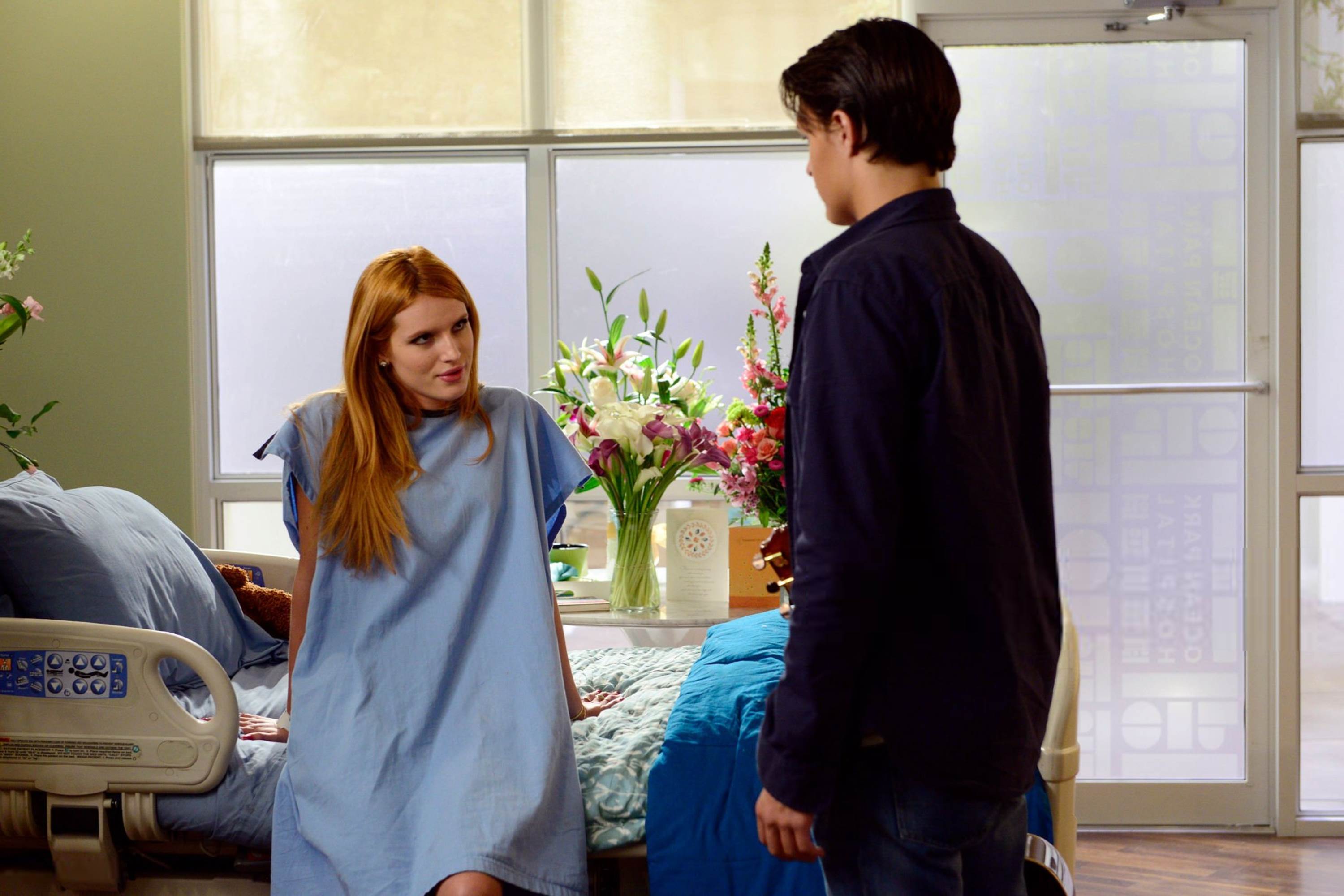 bellathornedaily_redbandsociety_1x09_stills_28429.jpg