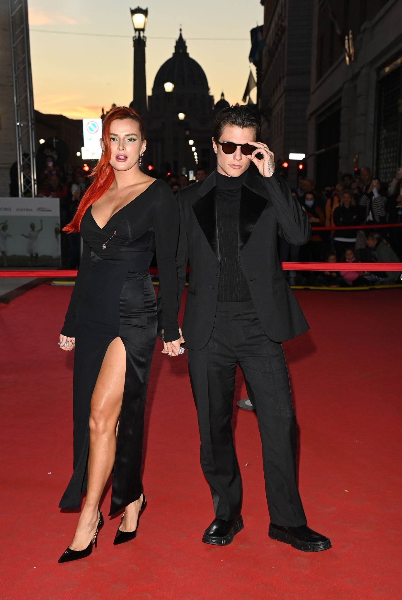 bellathornedaily_timeisup_premiere_redcarpet_rome_288129.jpg