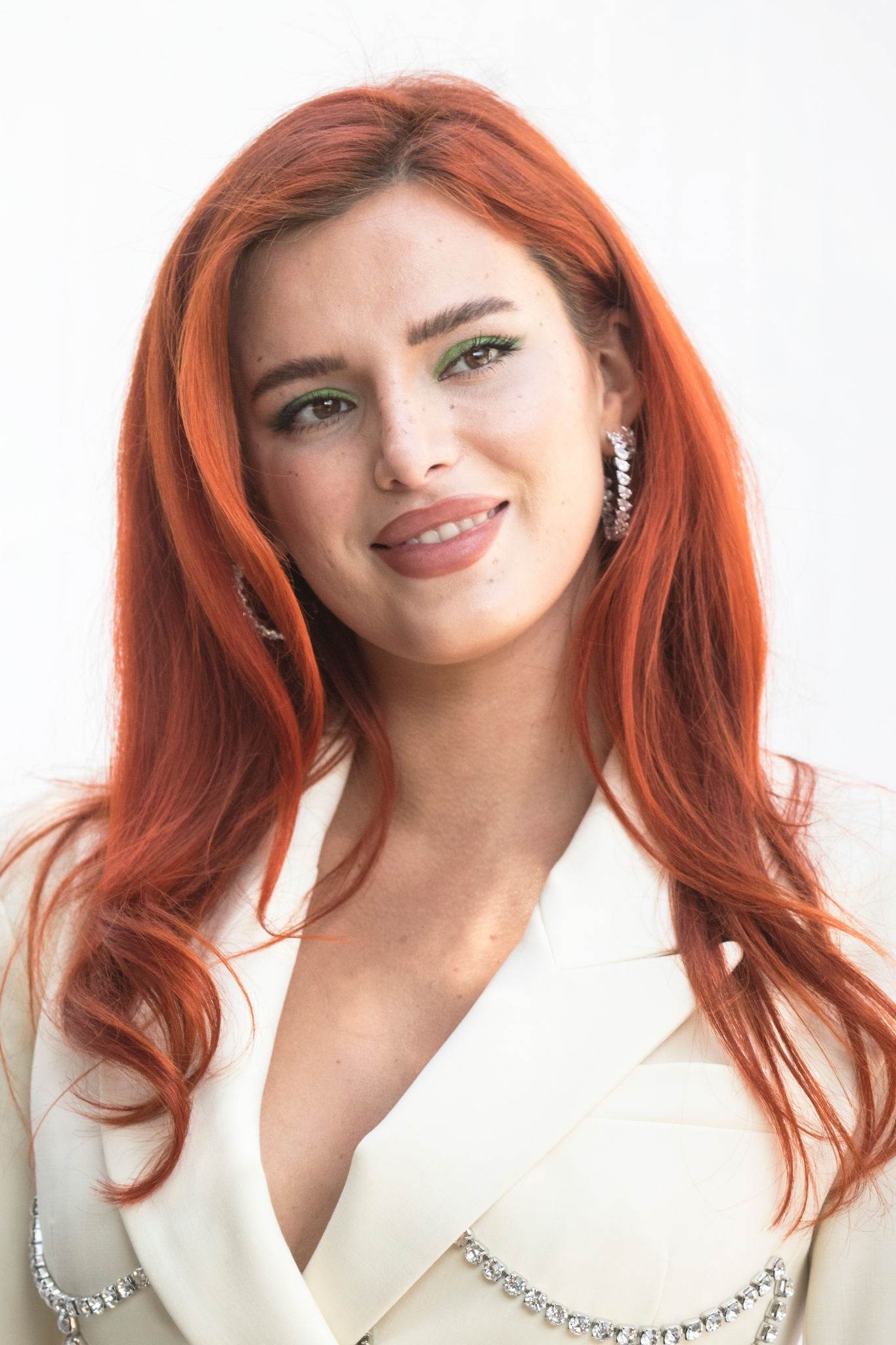 bellathornedaily_timeisup_premiere_rome_282429.jpg
