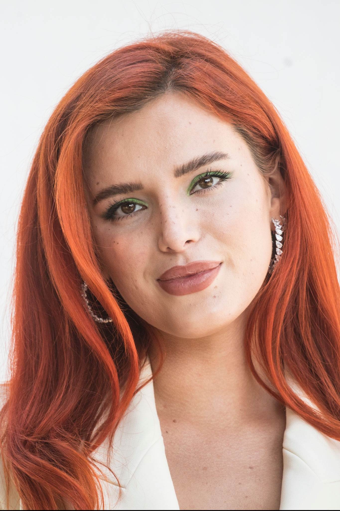 bellathornedaily_timeisup_premiere_rome_283029.jpg