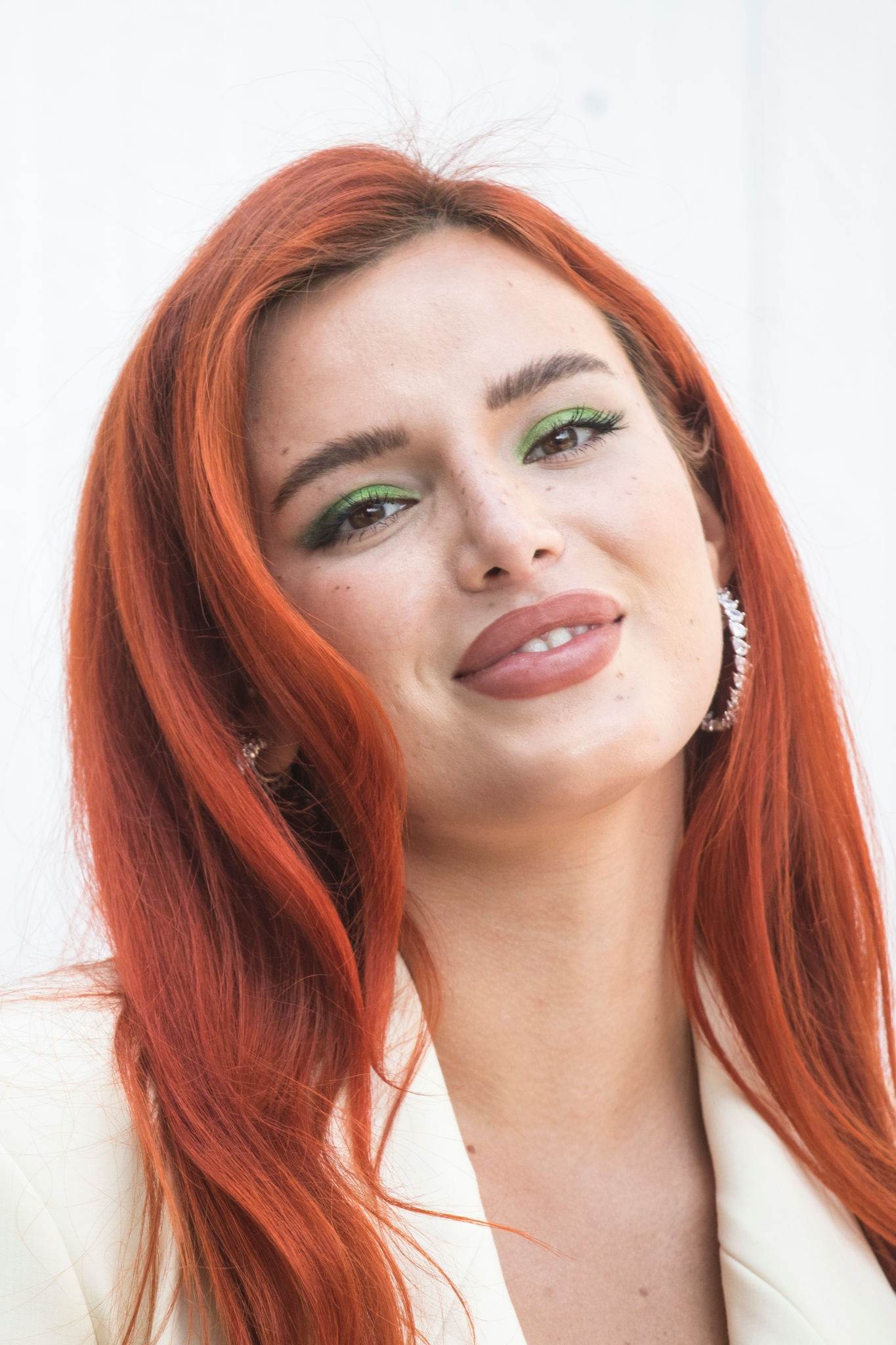 bellathornedaily_timeisup_premiere_rome_283129.jpg