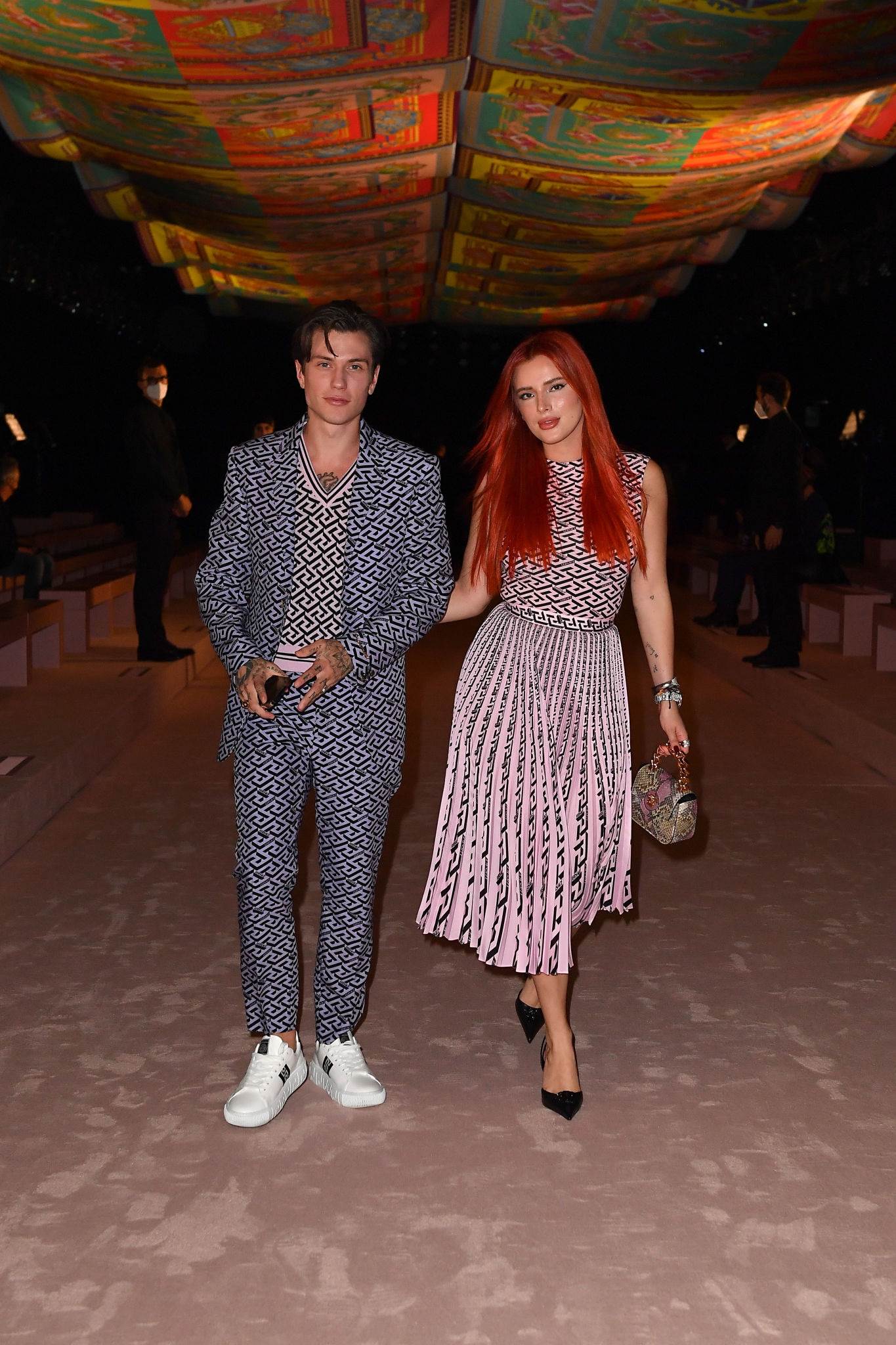 bellathornedaily_versaceshow_milan_28429.jpg bellathornedaily_versaceshow_milan_28429.jpg