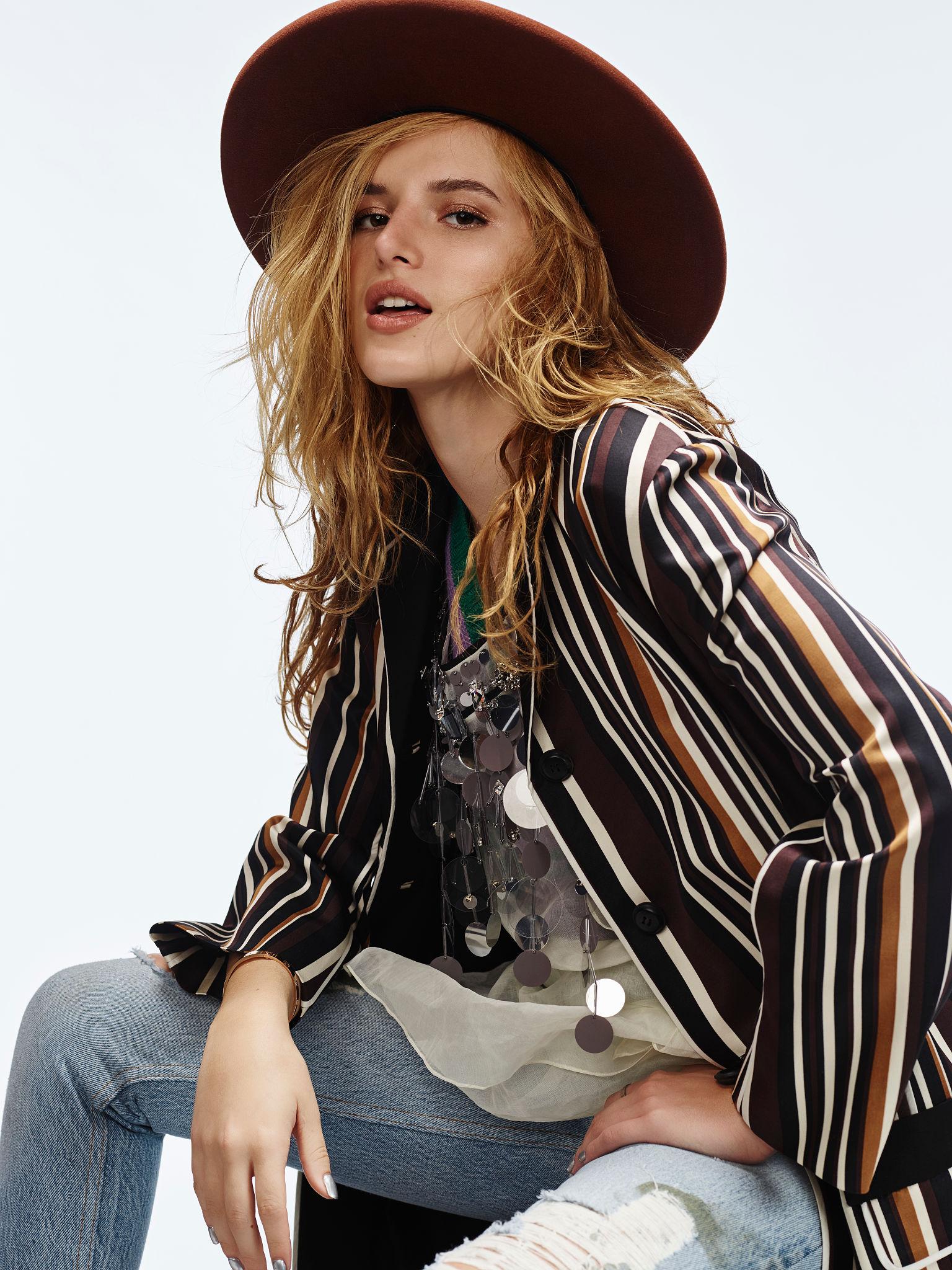 nylonmag_bellathornedaily_28229.jpg