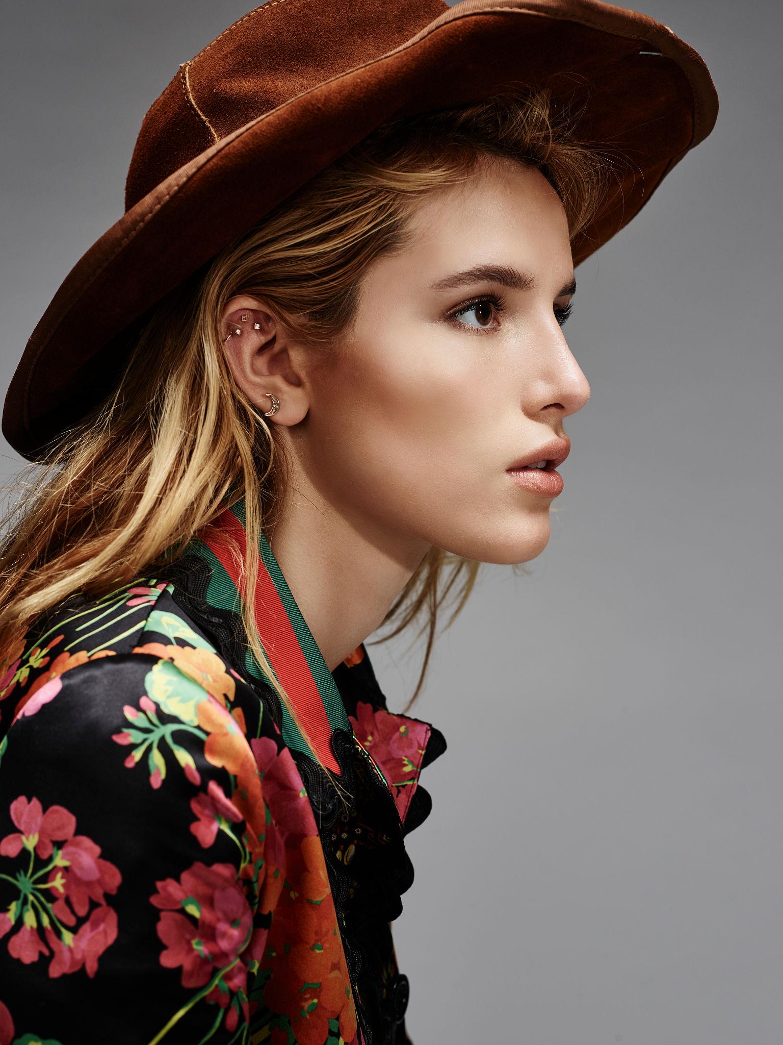 nylonmag_bellathornedaily_28729.jpg nylonmag_bellathornedaily_28729.jpg