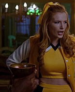 BellaScenes_TheBabysitter_BTD_0402.jpg