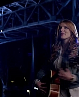 Bella_BurnSoBright_MV_MidnightSun_BTD_232.jpg