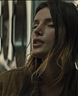 Girl_2020_1080p_BTD_004012.jpg